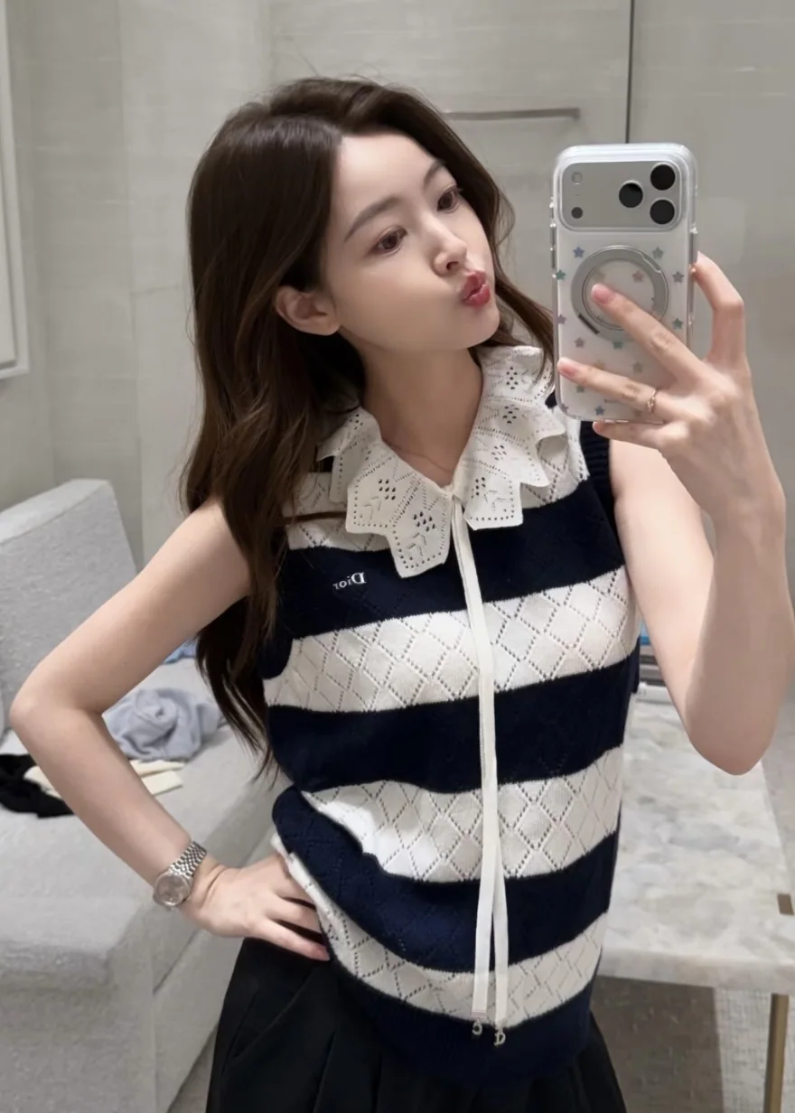 디올 장식 캐시미어 메시 여성 반팔 티셔츠 상세 이미지 7
