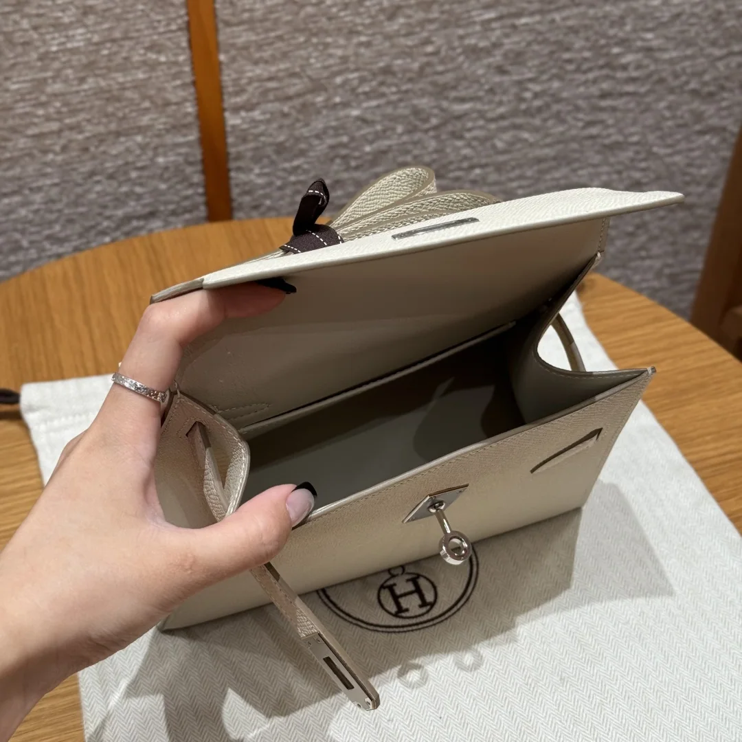 에르메스 켈리 밀크셰이크 화이트 가방 상세 이미지 7