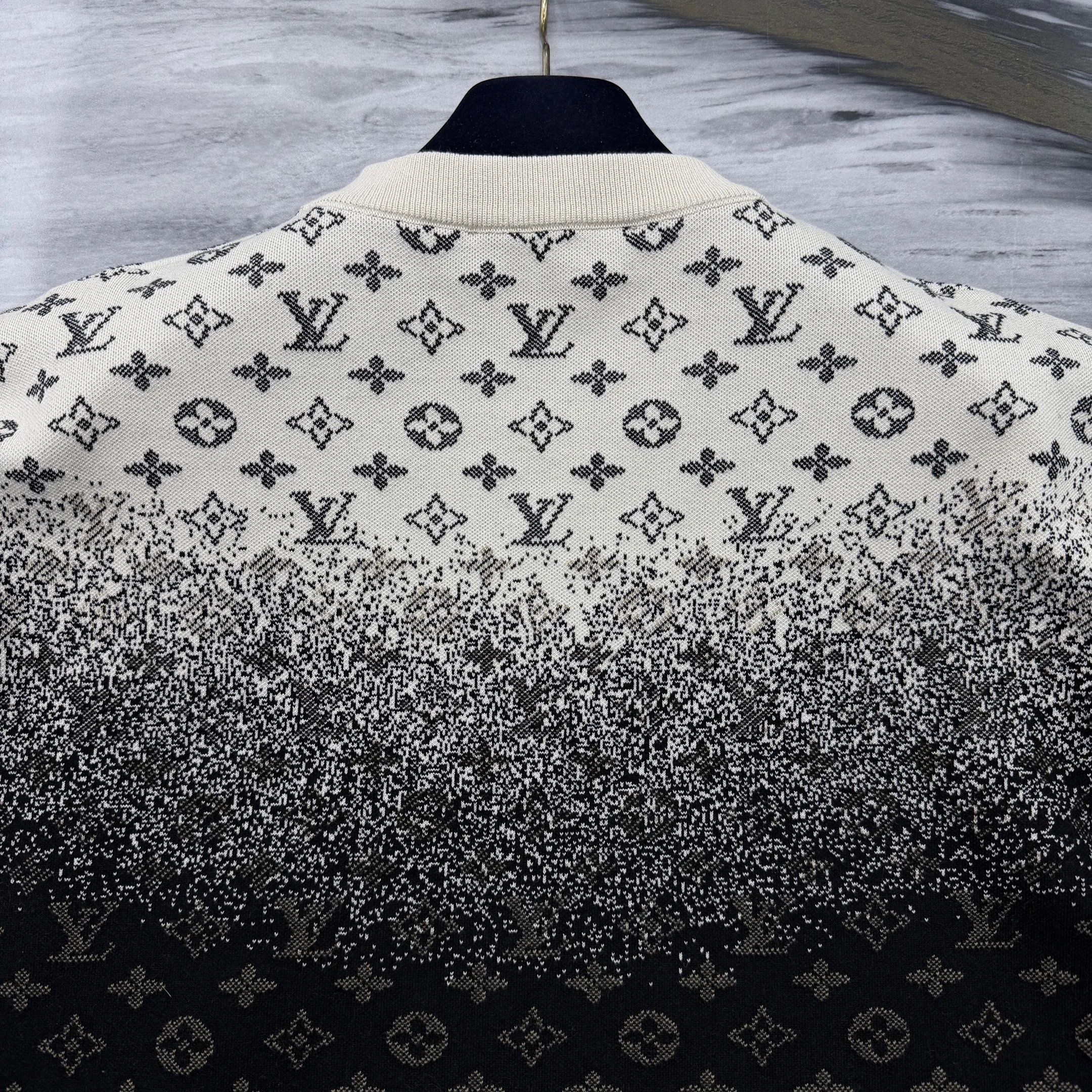 루이비통 남성 니트 64537 Louis Vuitton 상세 이미지 16