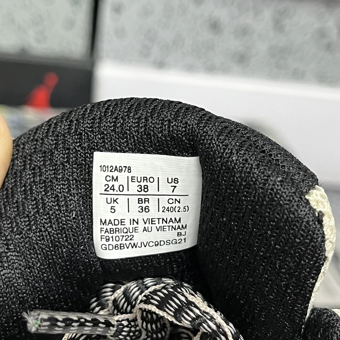 아식스 [XY] 젤 카하나 8 1012A978-201 200338 Asics Gel-Kahana 8 상세 이미지 2
