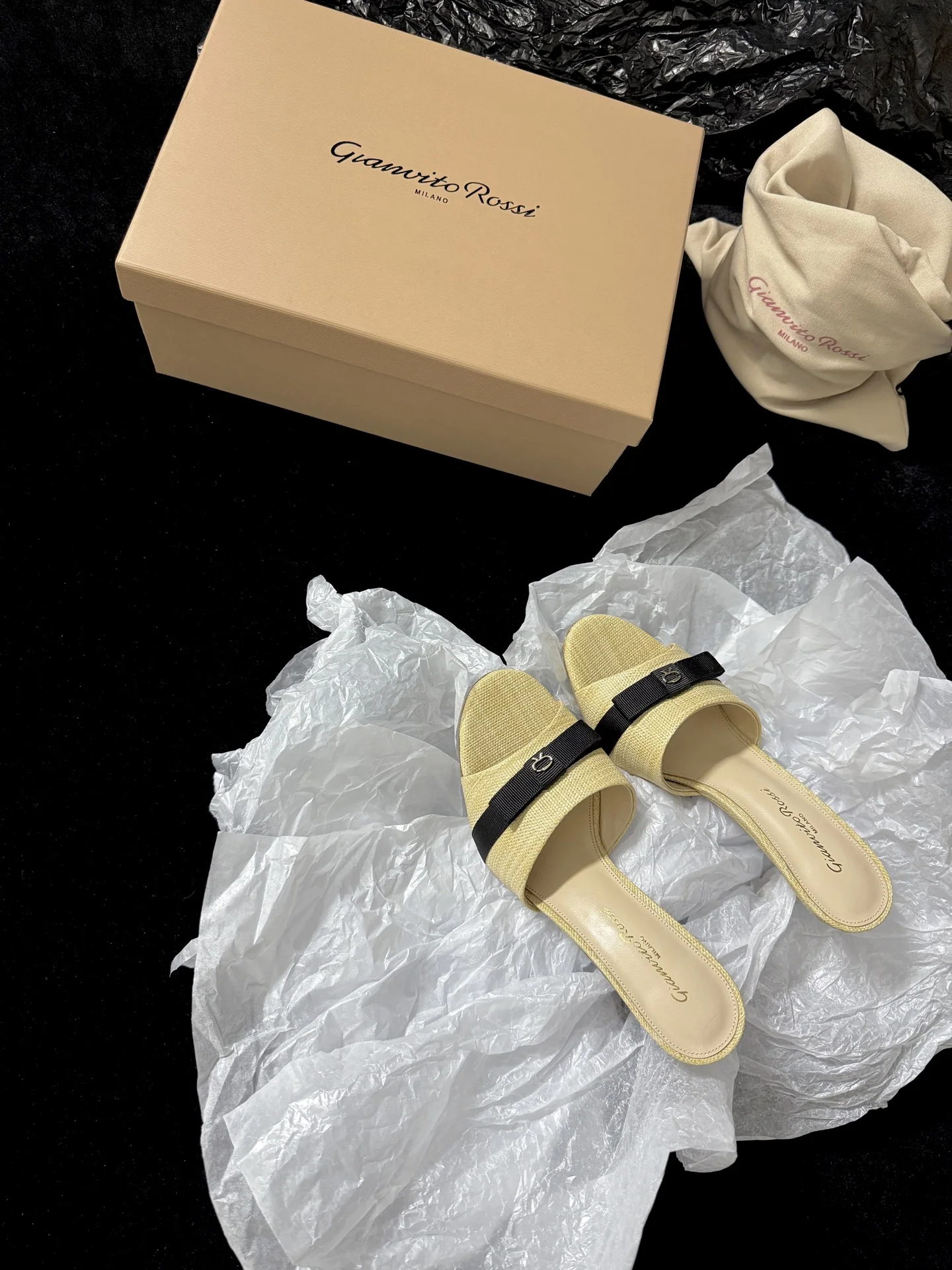 지안비토 라피아 스트랩 샌들 80073