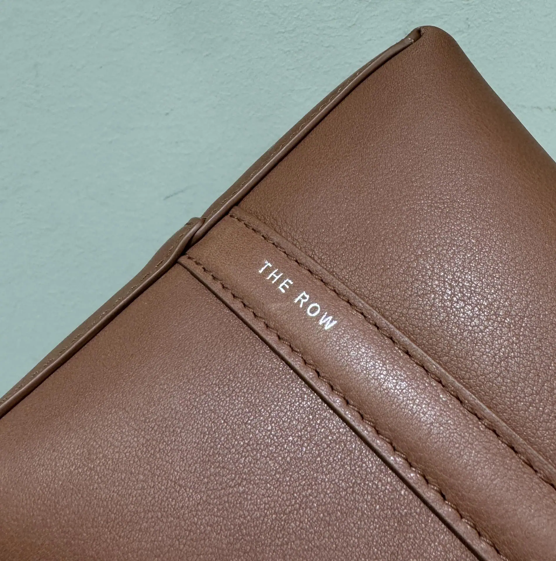 더로우 가방 상세 이미지 6