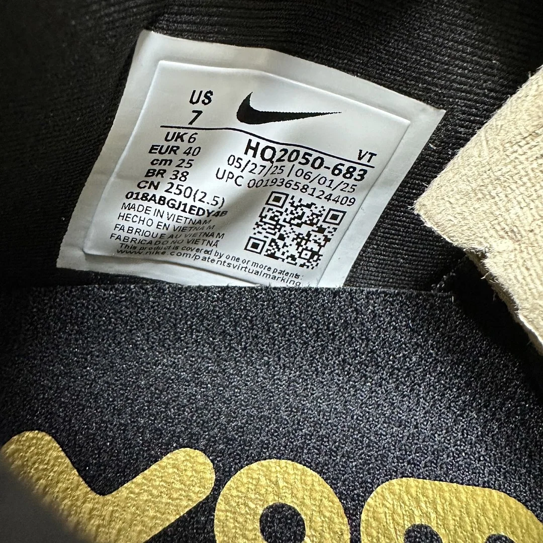나이키 [5A] 보메로 프리미엄 블랙 골드 HQ2050-683 201627 Nike Vomero Premium 상세 이미지 10