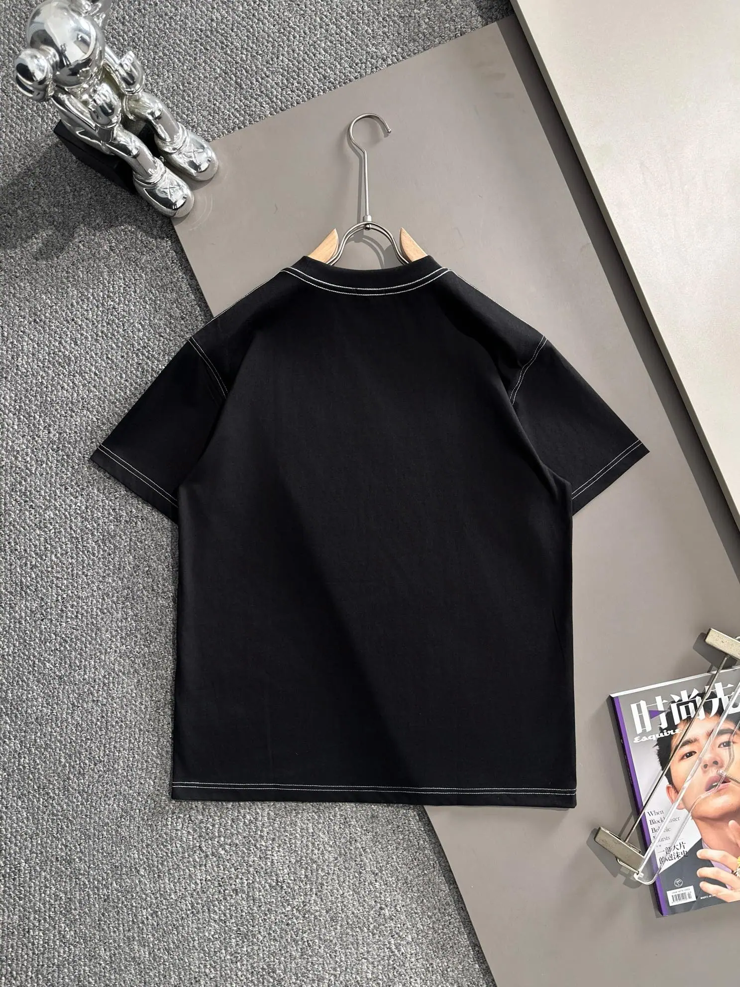 로에베 남성 반팔 상세 이미지 2