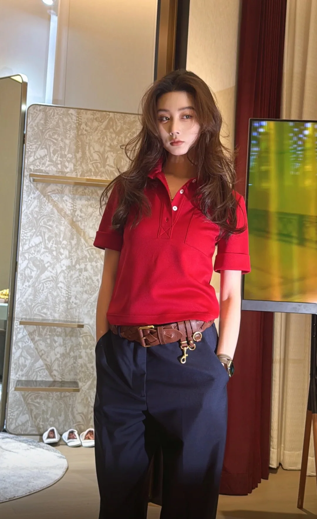 미우미우 레트로 포켓 로고 반팔 티셔츠 상세 이미지 6