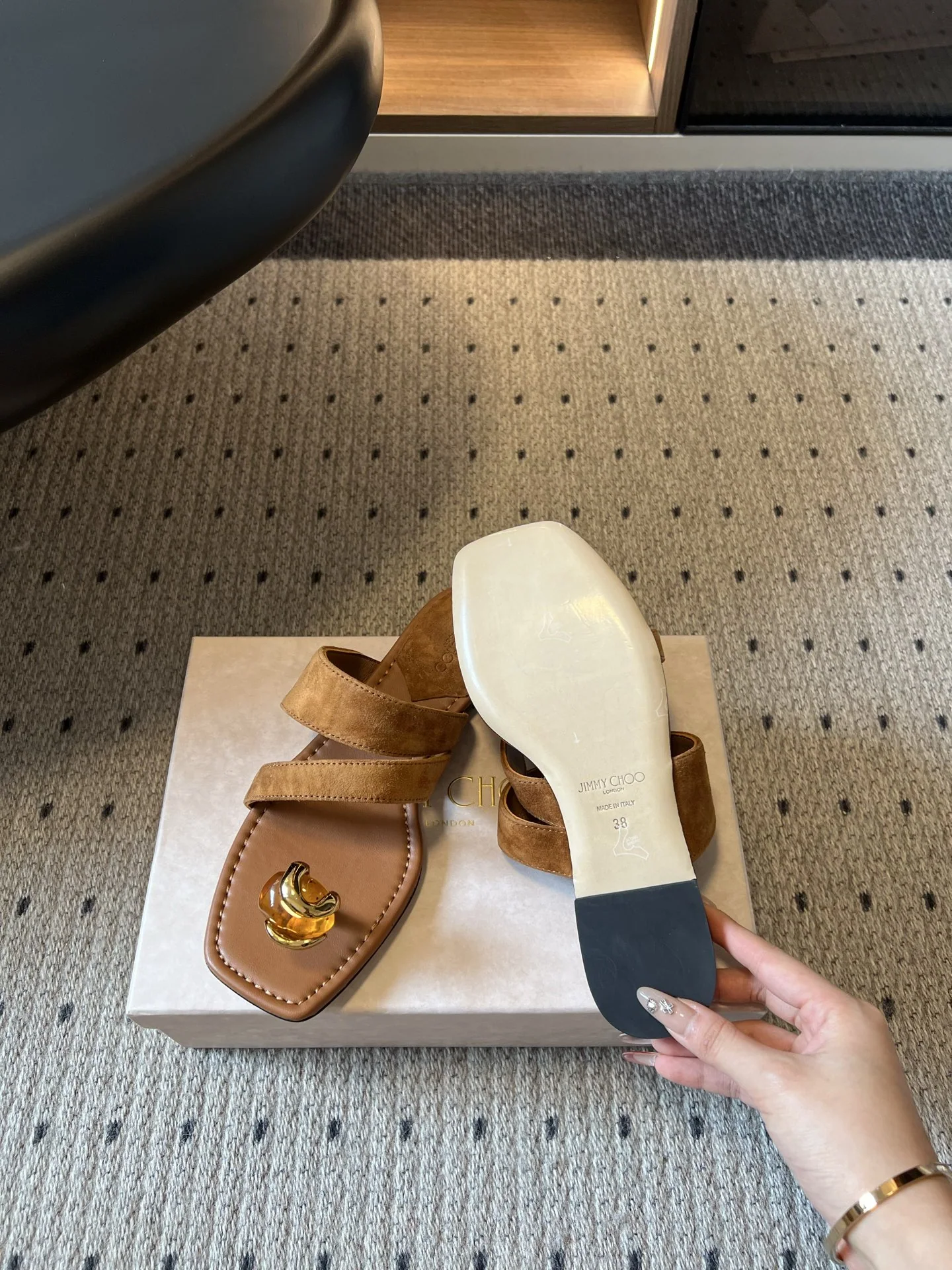 지미추 신발 147996 Jimmy Choo Sandals 상세 이미지 3
