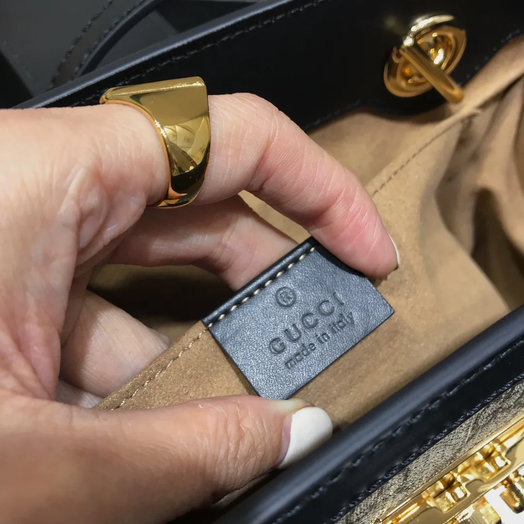 구찌 러브 미니 백 상세 이미지 8