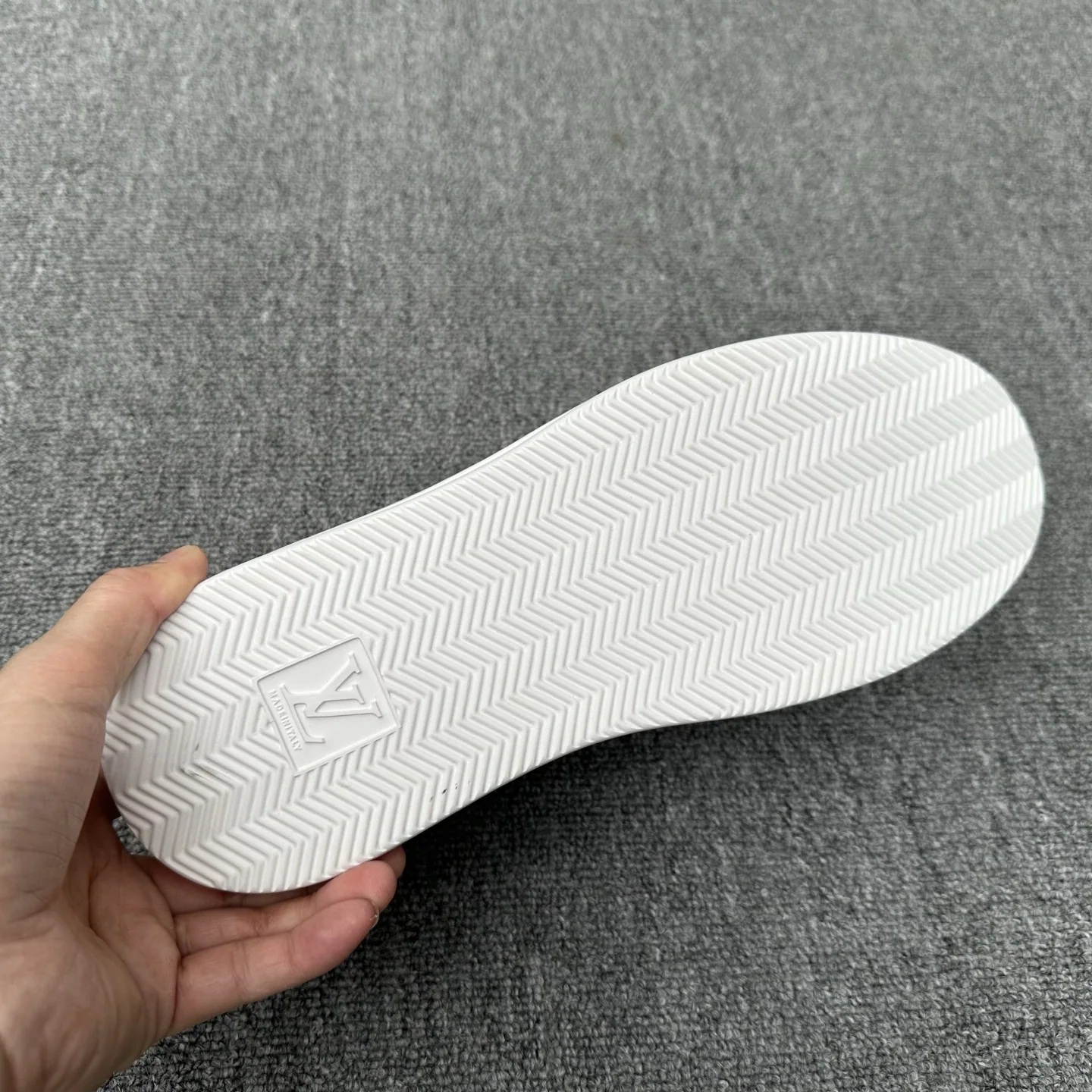 루이비통 LV PACIFIC 로퍼 상세 이미지 9