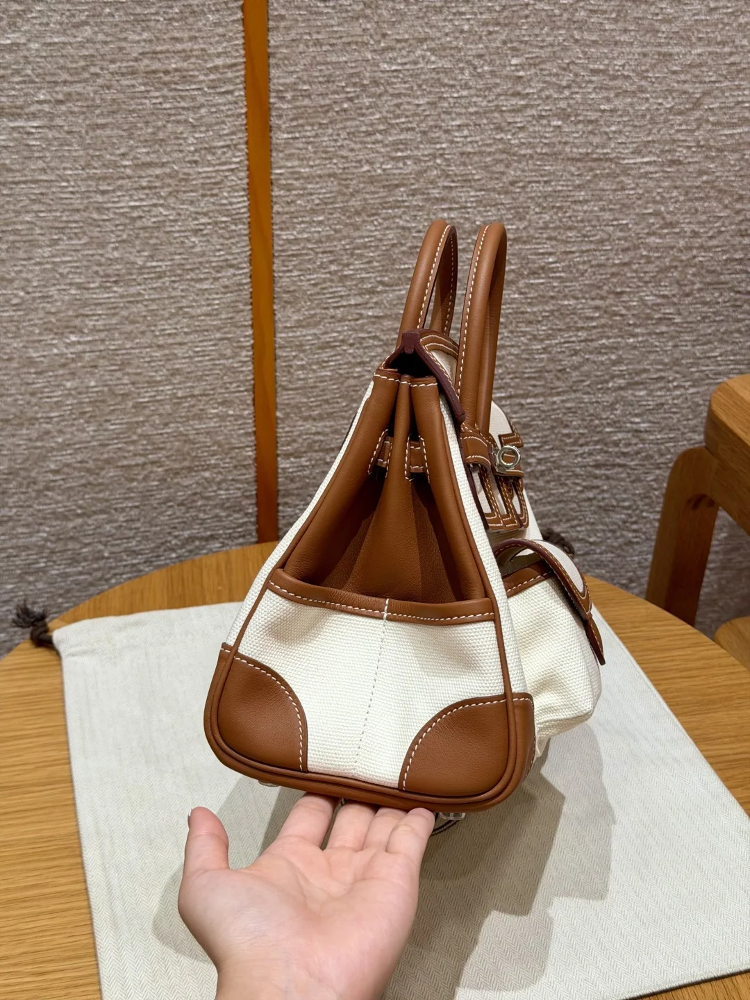 에르메스 버킨카고 캔버스 가방 상세 이미지 3