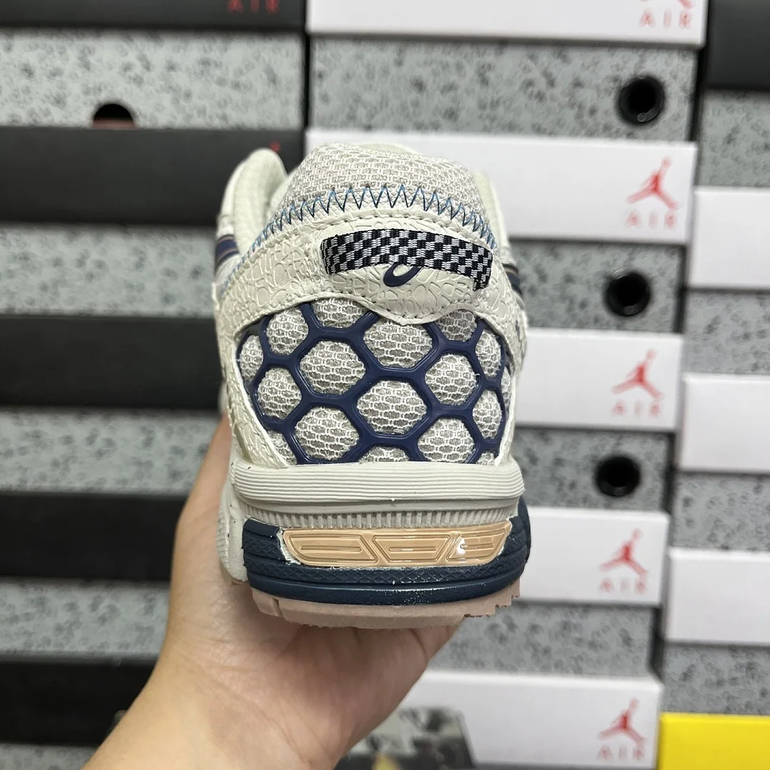 아식스 [XY] 젤 카하나 8 1011B109-023 200333 Asics Gel-Kahana 8 상세 이미지 5