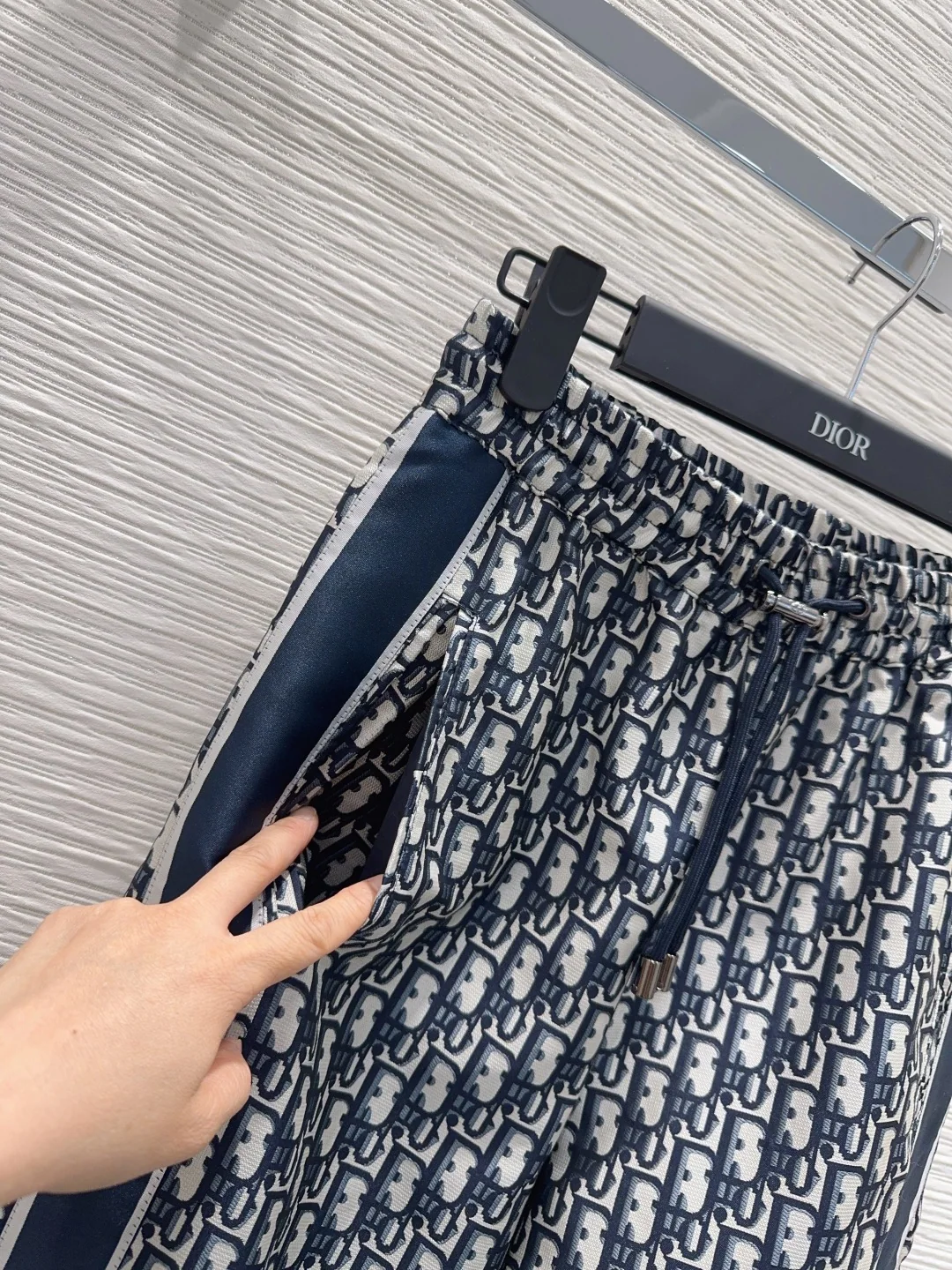 디올 2026 SS 여성 바지 92686 Dior Pants 상세 이미지 3