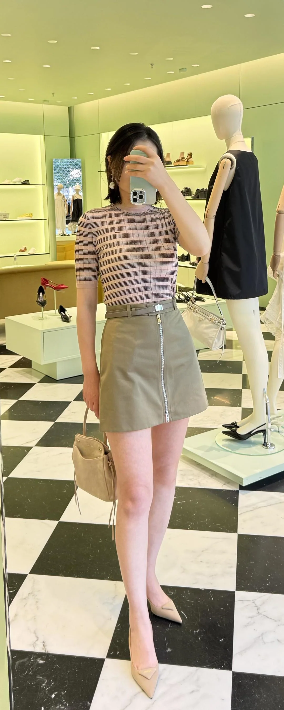 프라다 여성 반팔 티셔츠 상세 이미지 2