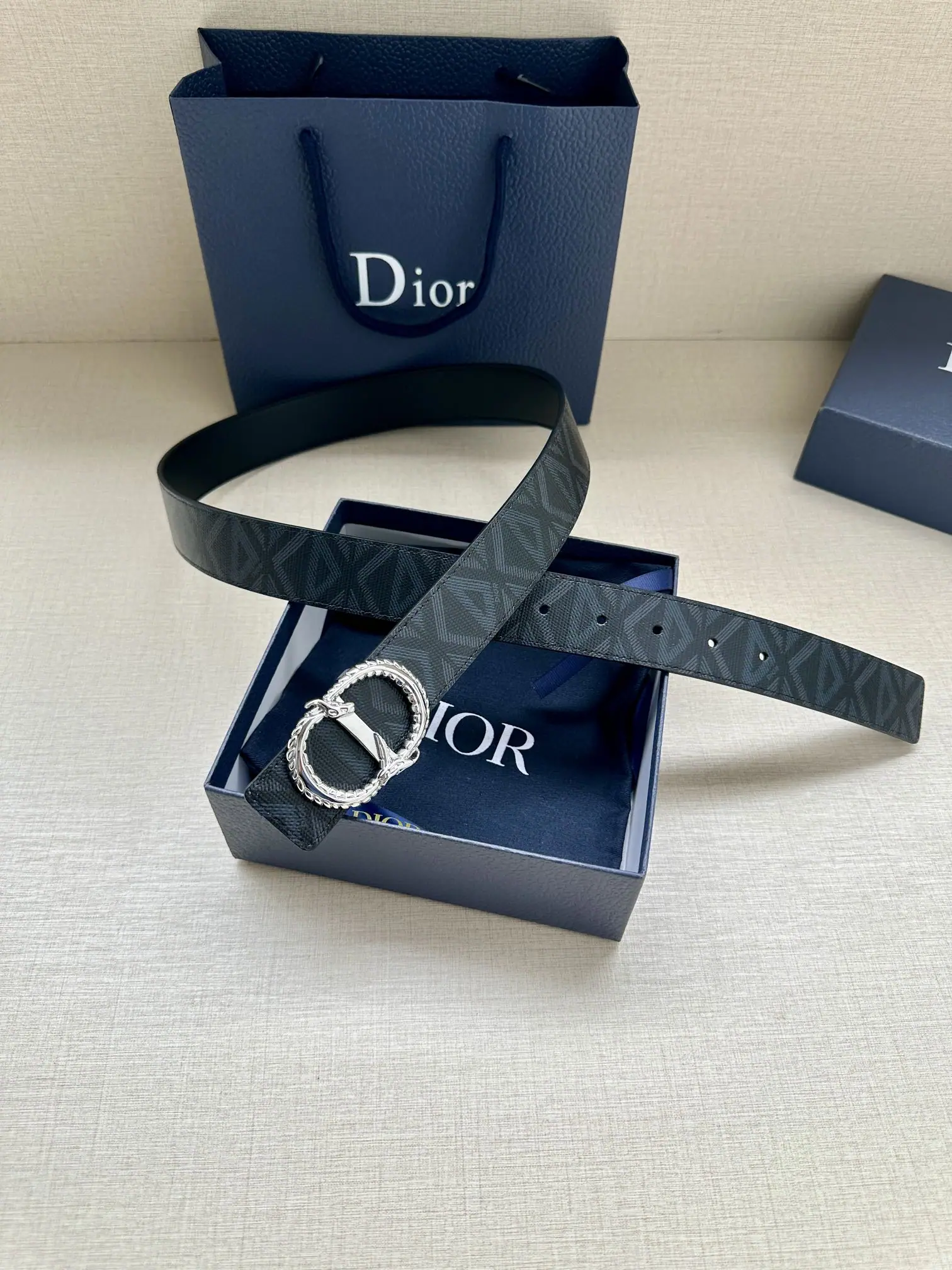 디올 리버시블 CD 다이아몬드 패턴 벨트 상세 이미지 4