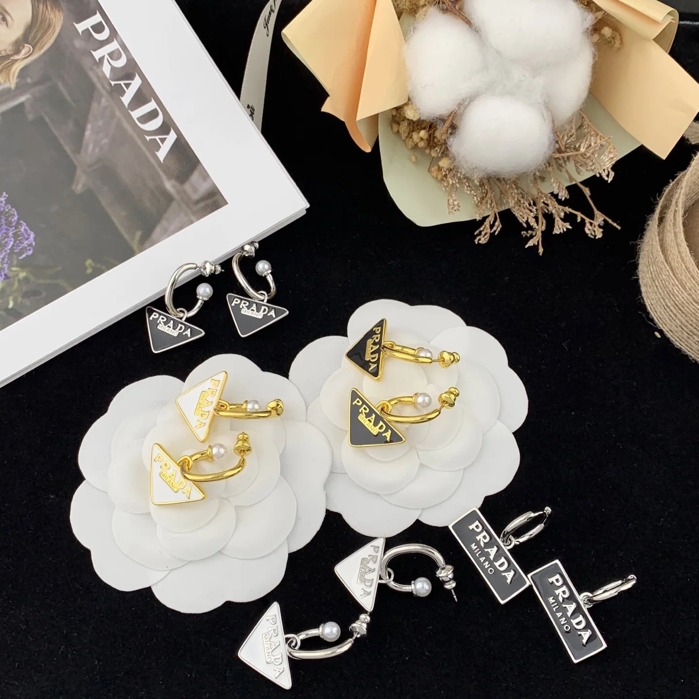 프라다 귀걸이 71454 Prada Earrings 상세 이미지 1
