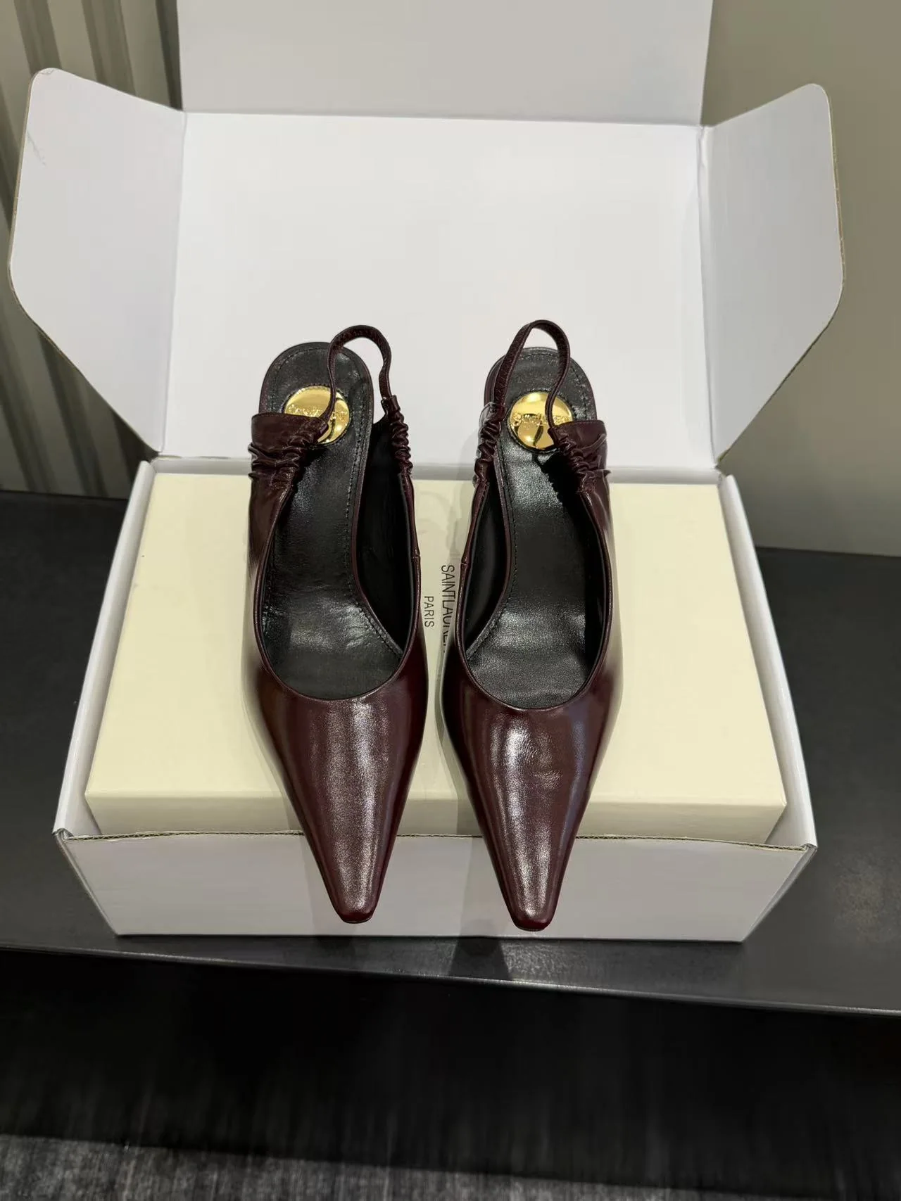 생로랑 YSL 스퀘어 토 오픈 백 샌들 상세 이미지 2