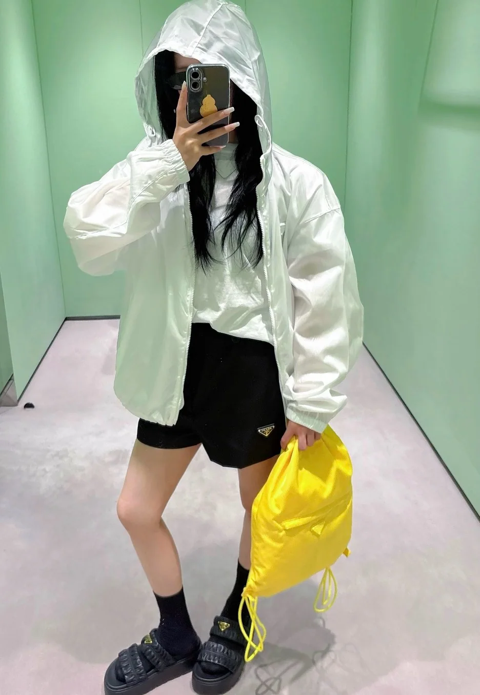 프라다 후드 자외선 차단 여성 자켓 상세 이미지 2
