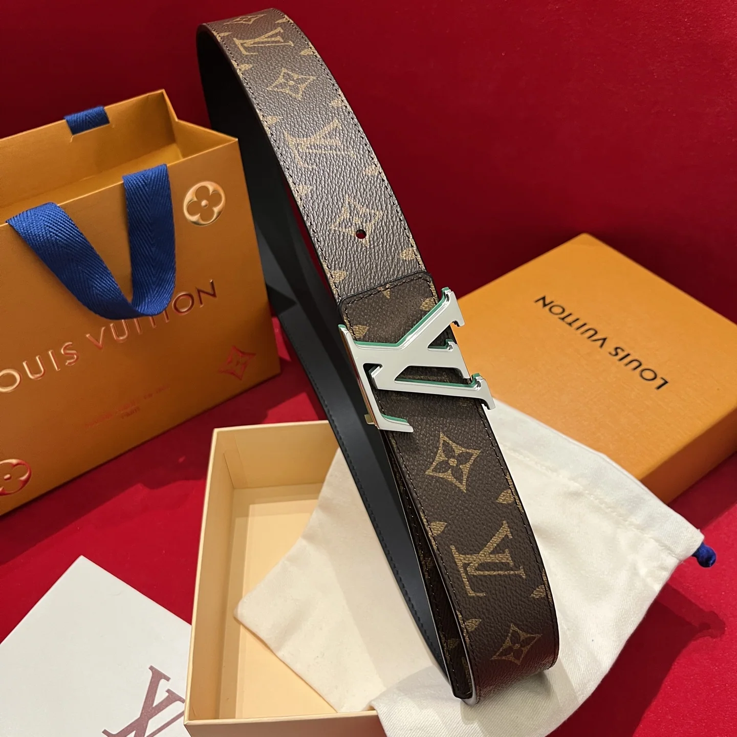 루이비통 LV 옵틱 버클 캔버스 벨트 상세 이미지 6