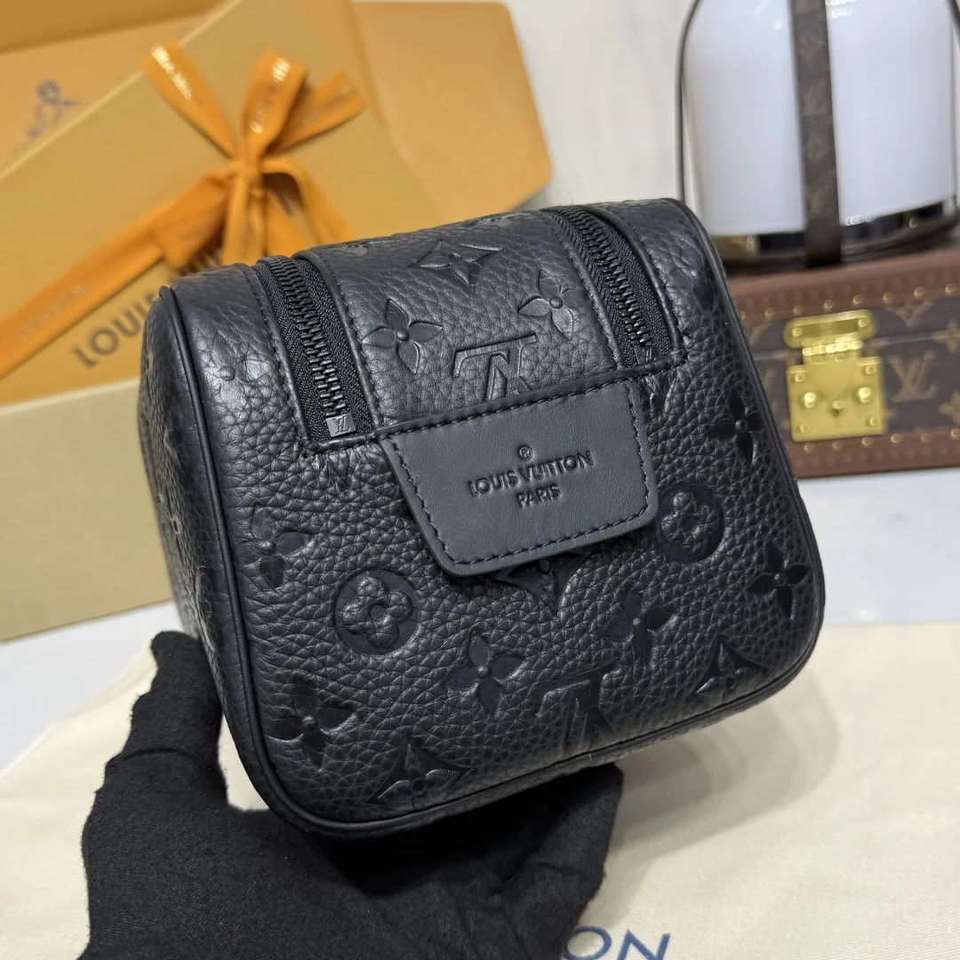 루이비통 트리옹 모노그램 도프 키트 가방 M12645 상세 이미지 6
