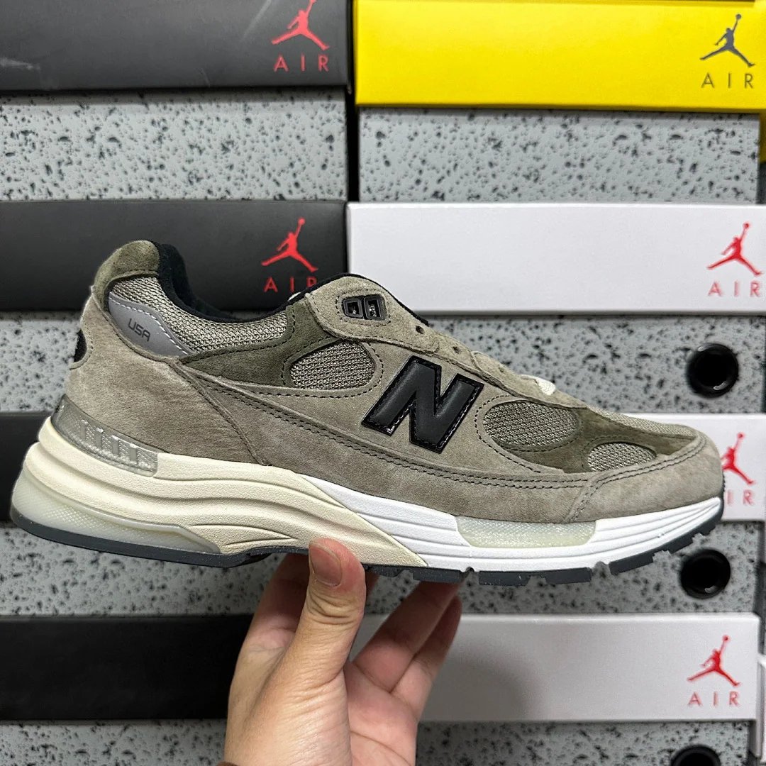뉴발란스 [ZOK] 992 M992J2 202034 New Balance 992 JJJJound Grey 상세 이미지 12