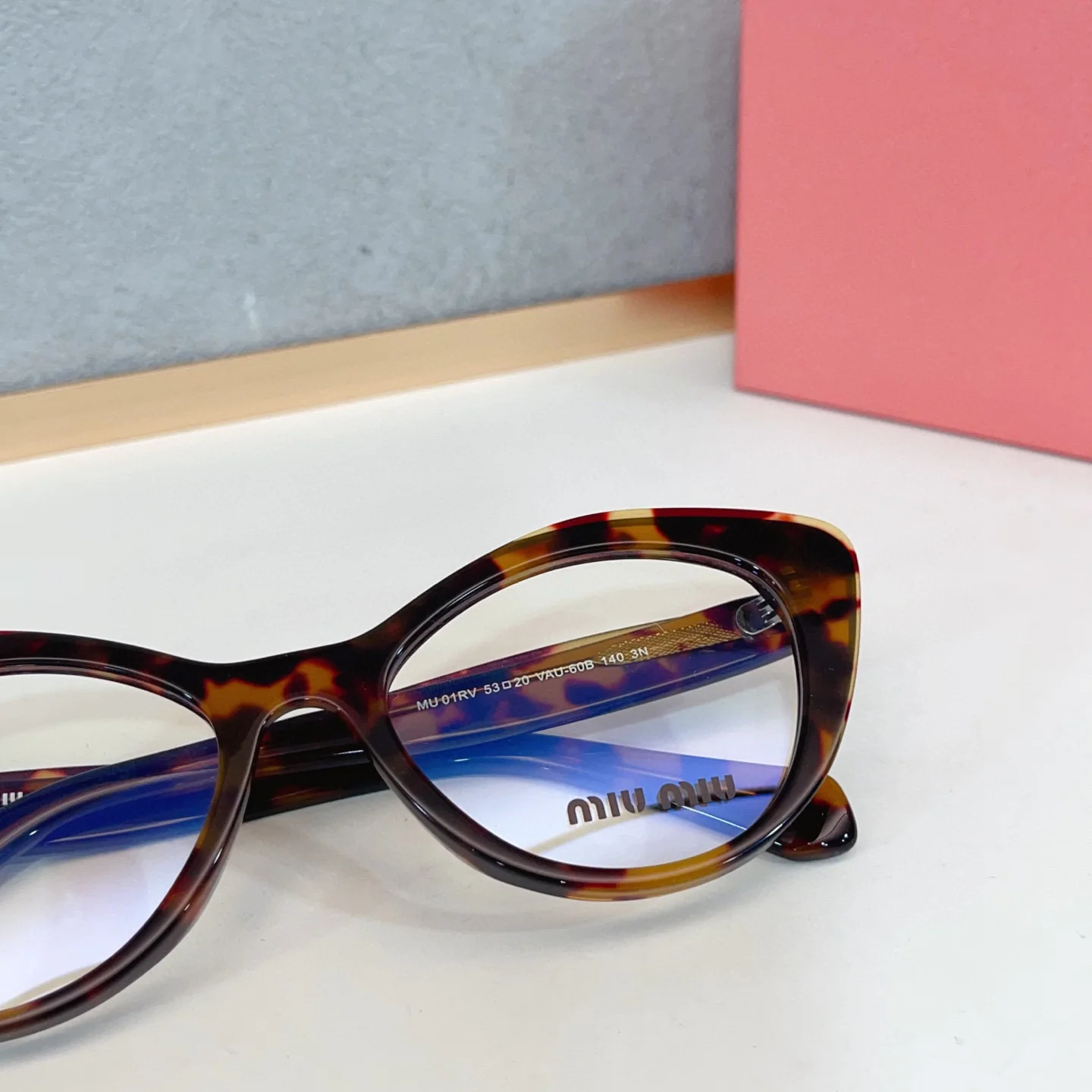 미우미우 선글라스 72981 Miu Miu Sunglasses 상세 이미지 3