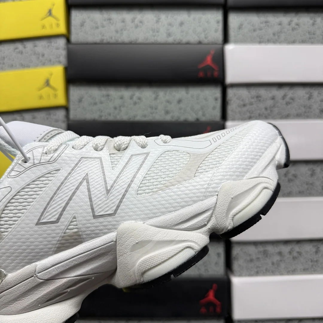 뉴발란스 [C] 9060 U90608PE 202246 New Balance 9060 상세 이미지 2