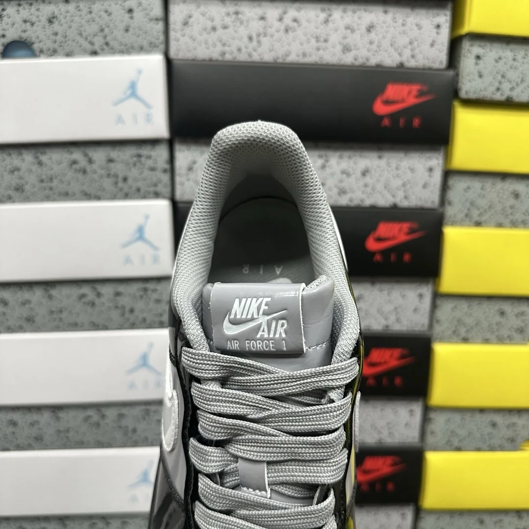 나이키 [XY/PB] 에어 포스 1 로우 IO9974-010 201822 Nike Air Force 1 Low Syna Central Cee 상세 이미지 6