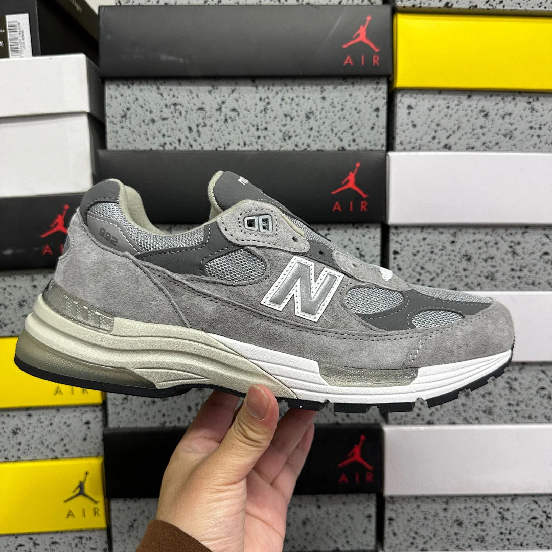 뉴발란스 [ZOK] 992 M992GR 202038 New Balance 992 Grey 상세 이미지 10