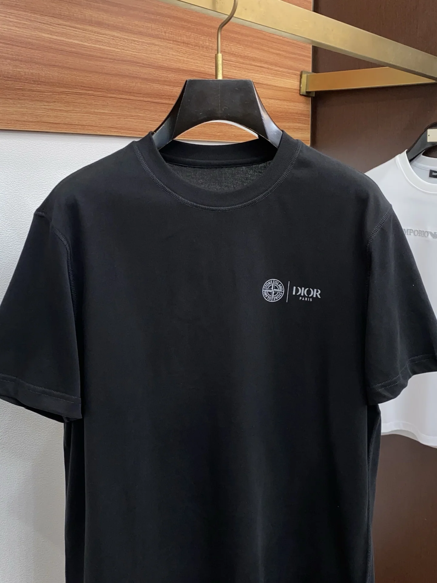 디올 남성 반팔 FW 상세 이미지 2
