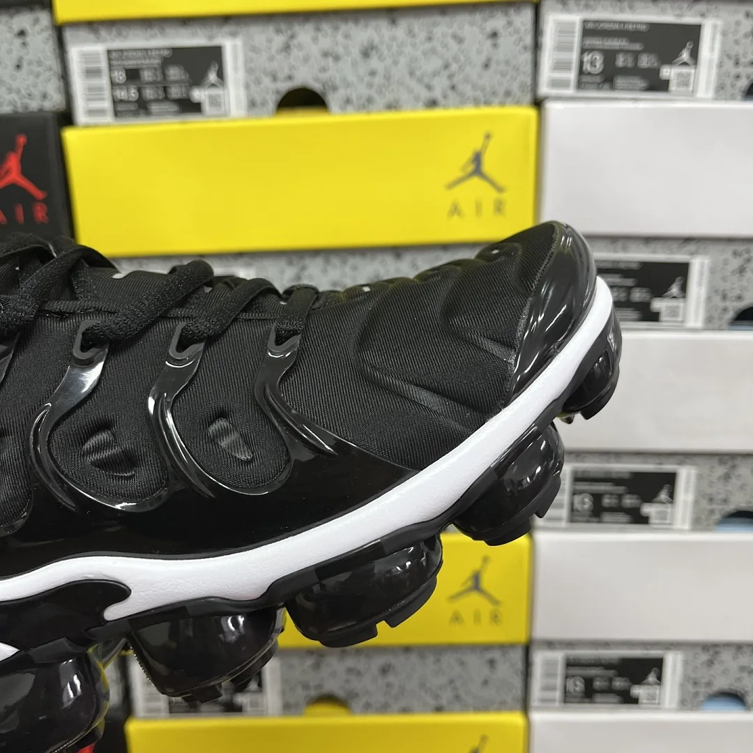 나이키 [OT] 에어 베이퍼맥스 플러스 블랙 화이트 924463-010 201594 Nike Air VaporMax Plus 상세 이미지 2