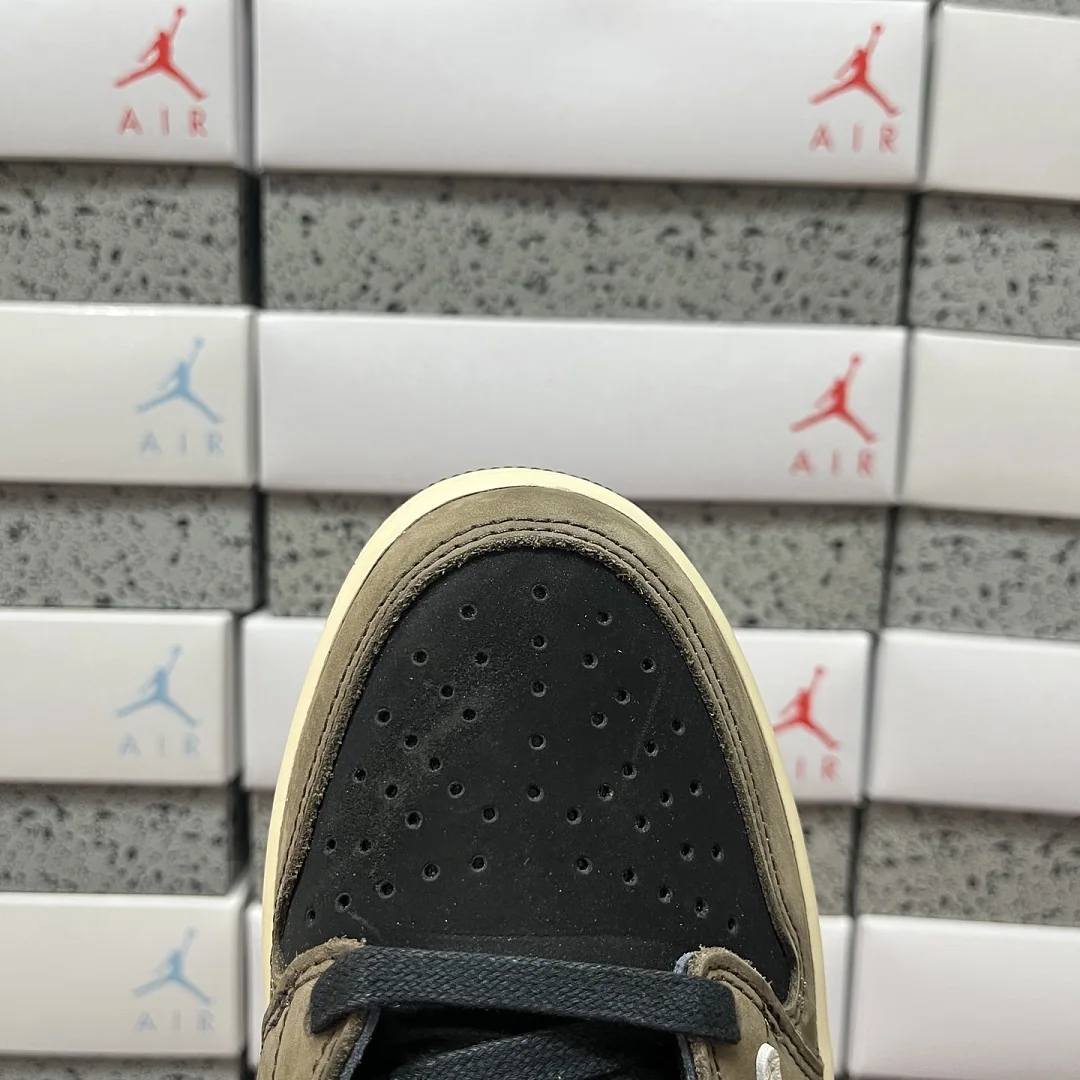 나이키 [PK] 블랙 브라운 CQ4277-001 201944 Nike Travis Scott Mocha 1.0 상세 이미지 2