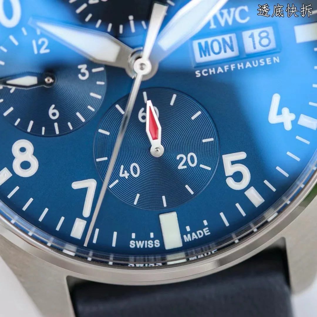 IWC 파일럿 페트로나스 그린 다이얼 시계 상세 이미지 5