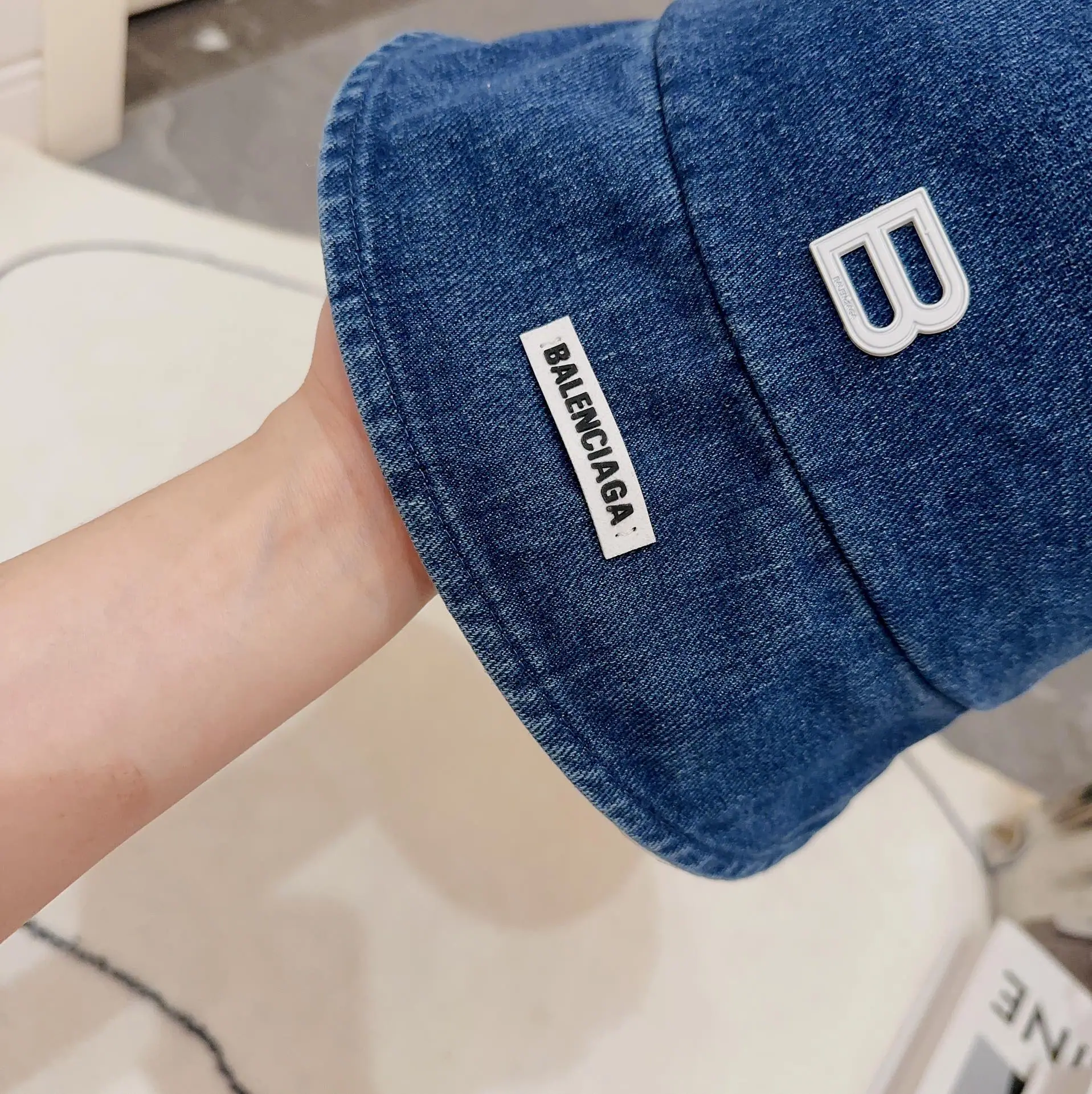 발렌시아가 모자 81593 Balenciaga Cap 상세 이미지 5