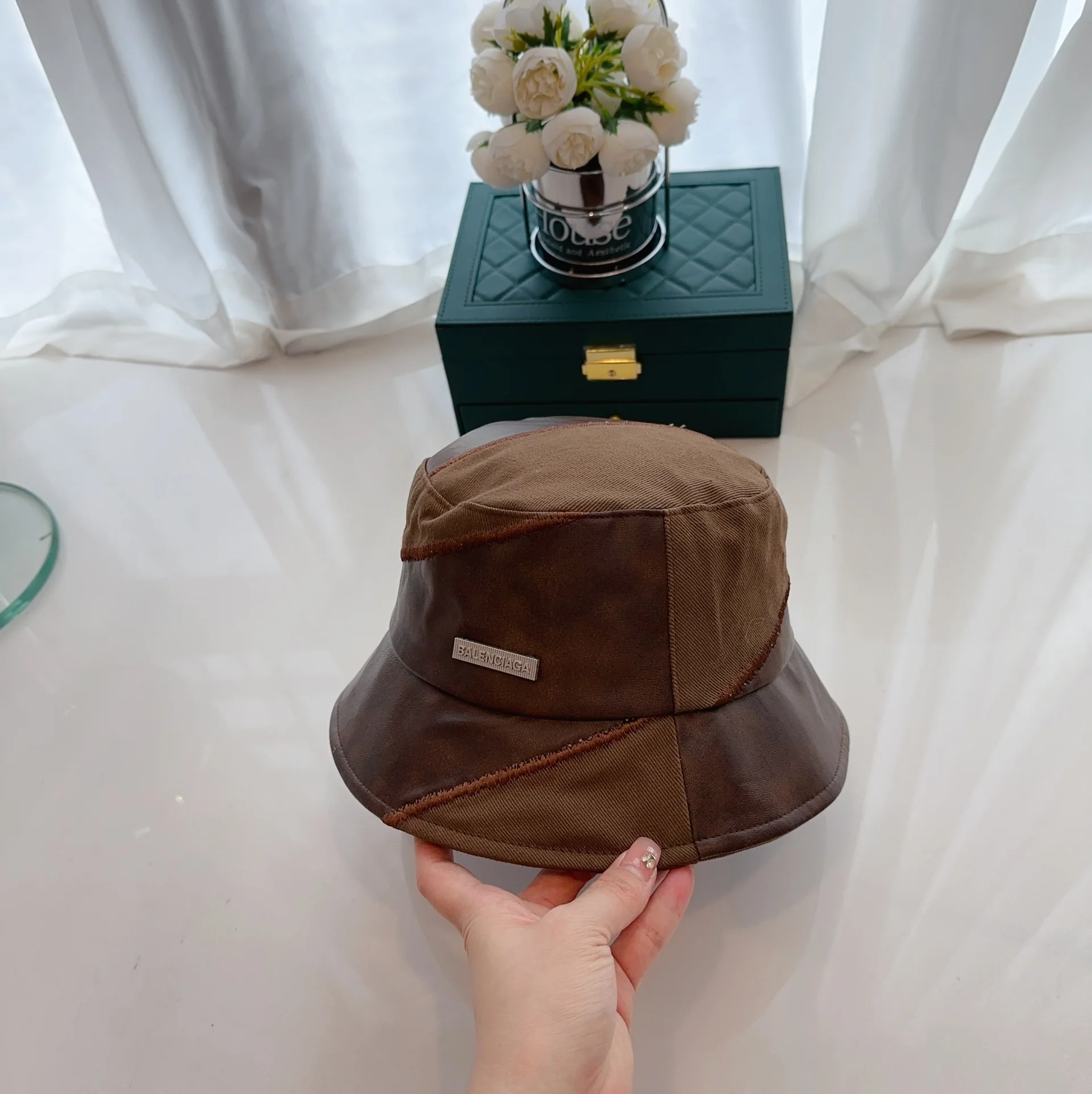 발렌시아가 모자 81606 Balenciaga Cap 상세 이미지 3