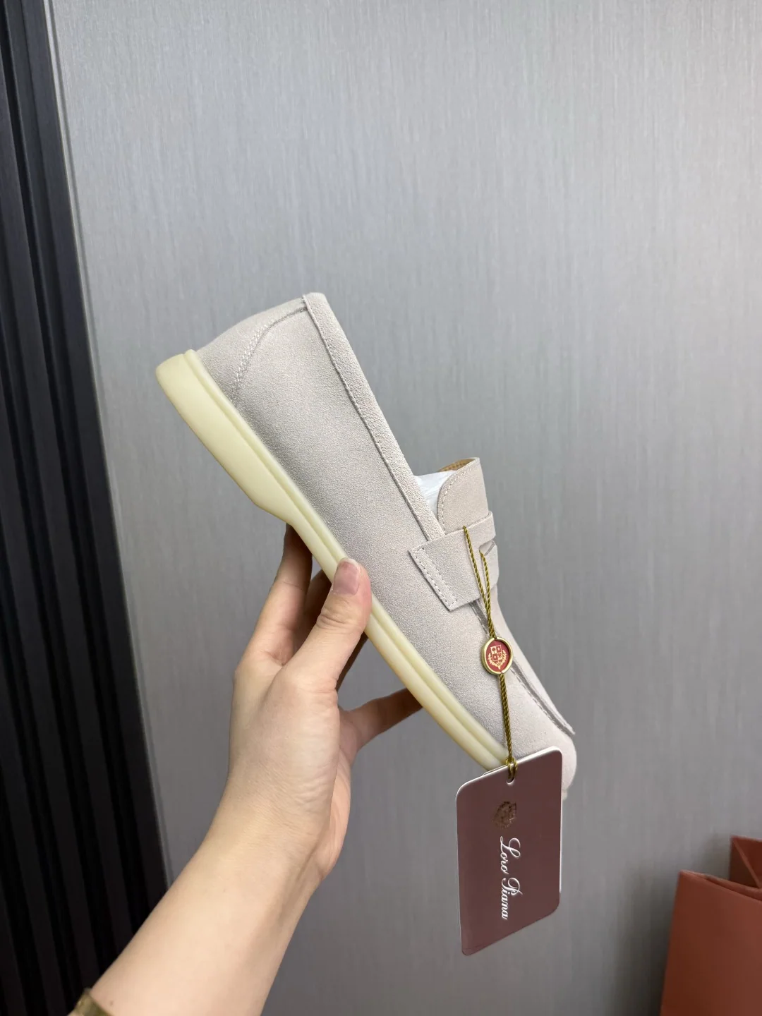 로로피아나 스웨이드 소가죽 남성 캐주얼 스니커즈 상세 이미지 7