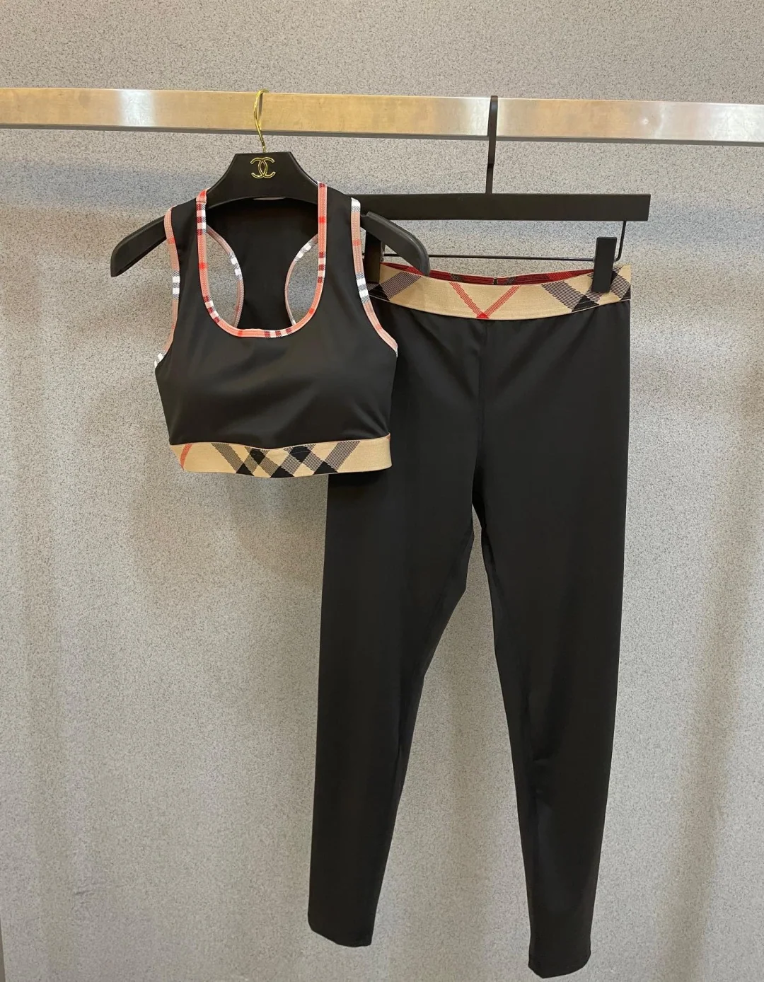 버버리 여성 액티브웨어 53473 Burberry Women Activewear 상세 이미지 1