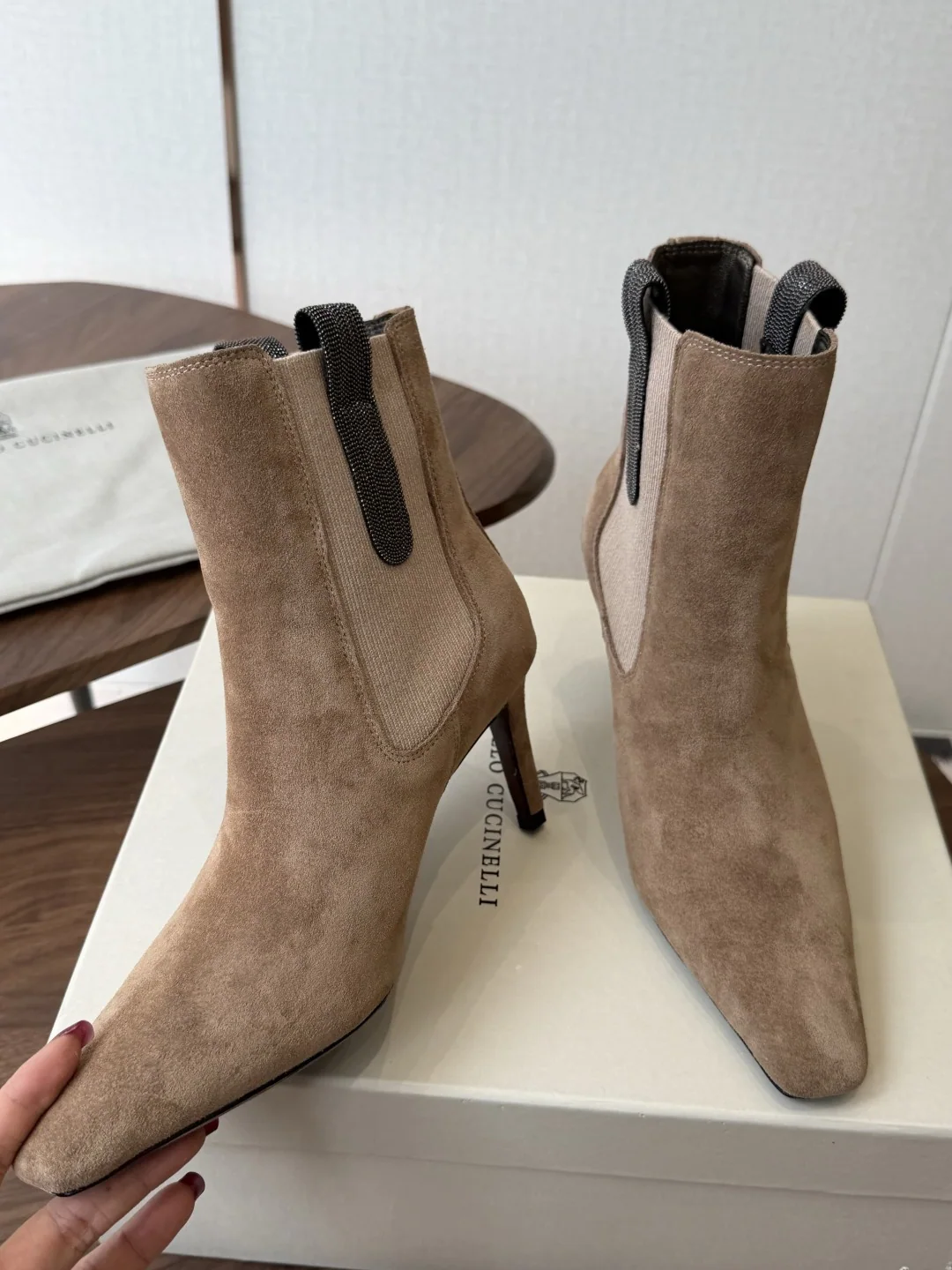 브루넬로쿠치넬리 스틸레토힐 미드카프 부츠 상세 이미지 5
