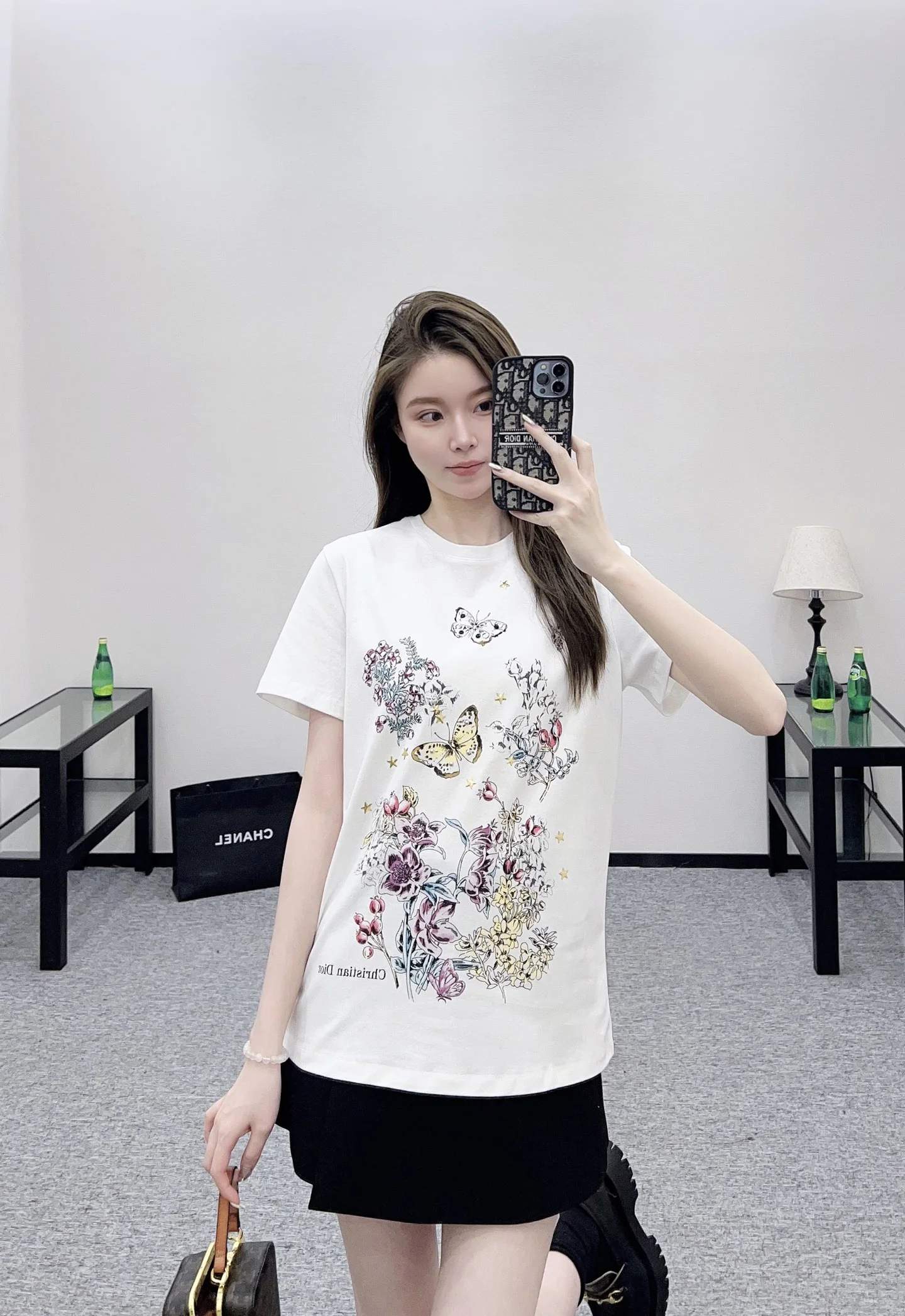 디올 크루넥 프린트 반팔 티셔츠 상세 이미지 1