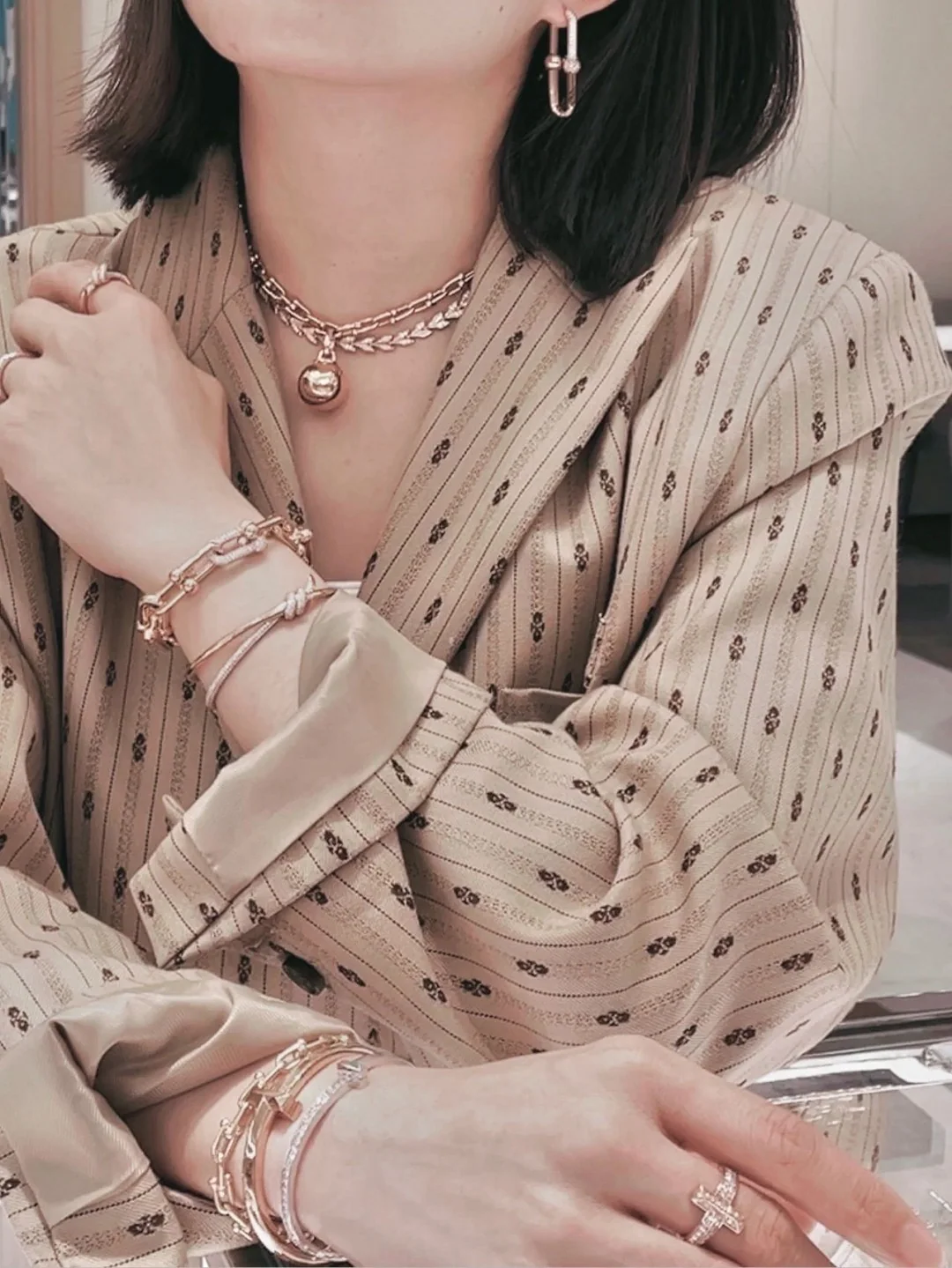 티파니 노트 18 K 로즈골드 다이아몬드 팔찌 상세 이미지 2