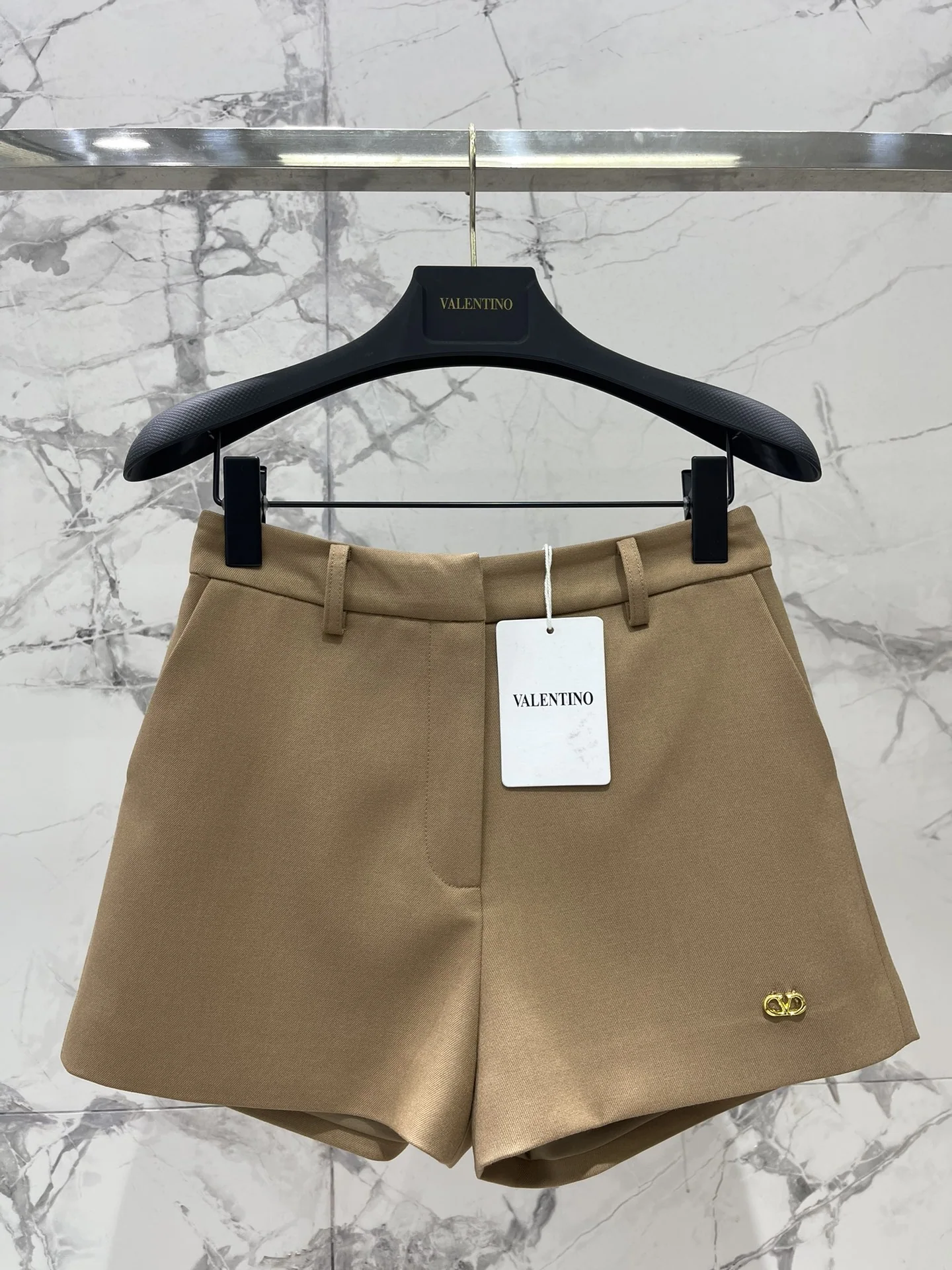 발렌티노 하이웨스트 여성 반바지 상세 이미지 1