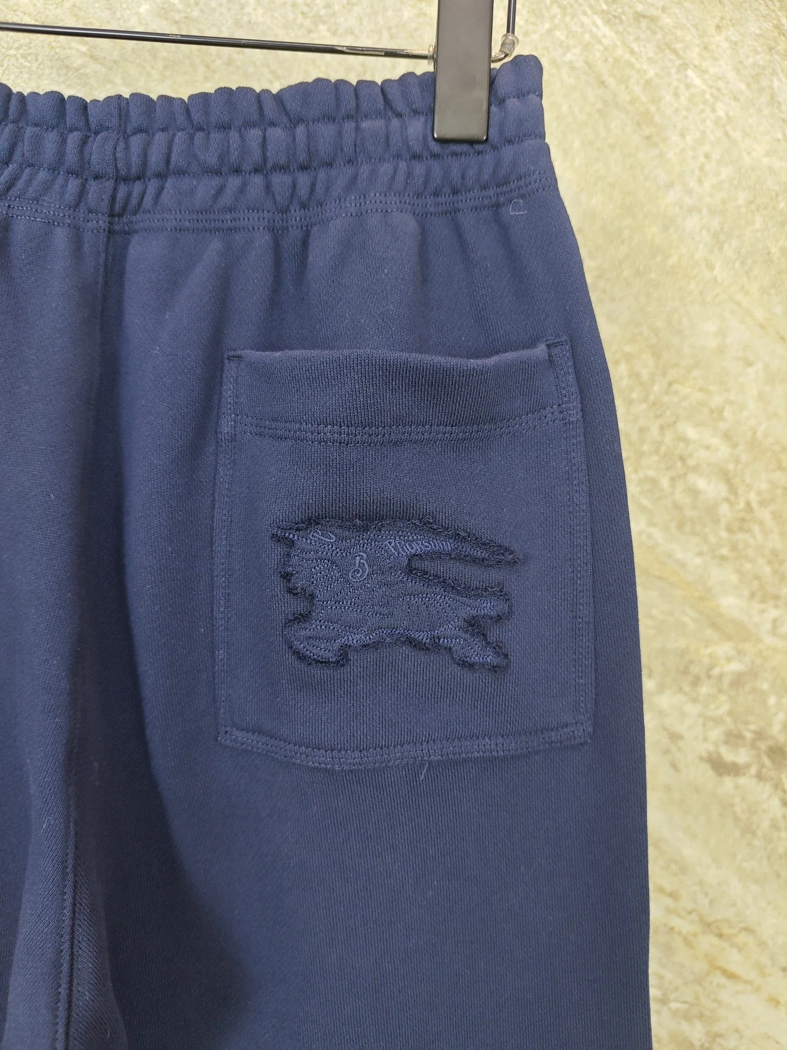 버버리 승마 모티브 면 남성 바지 상세 이미지 3