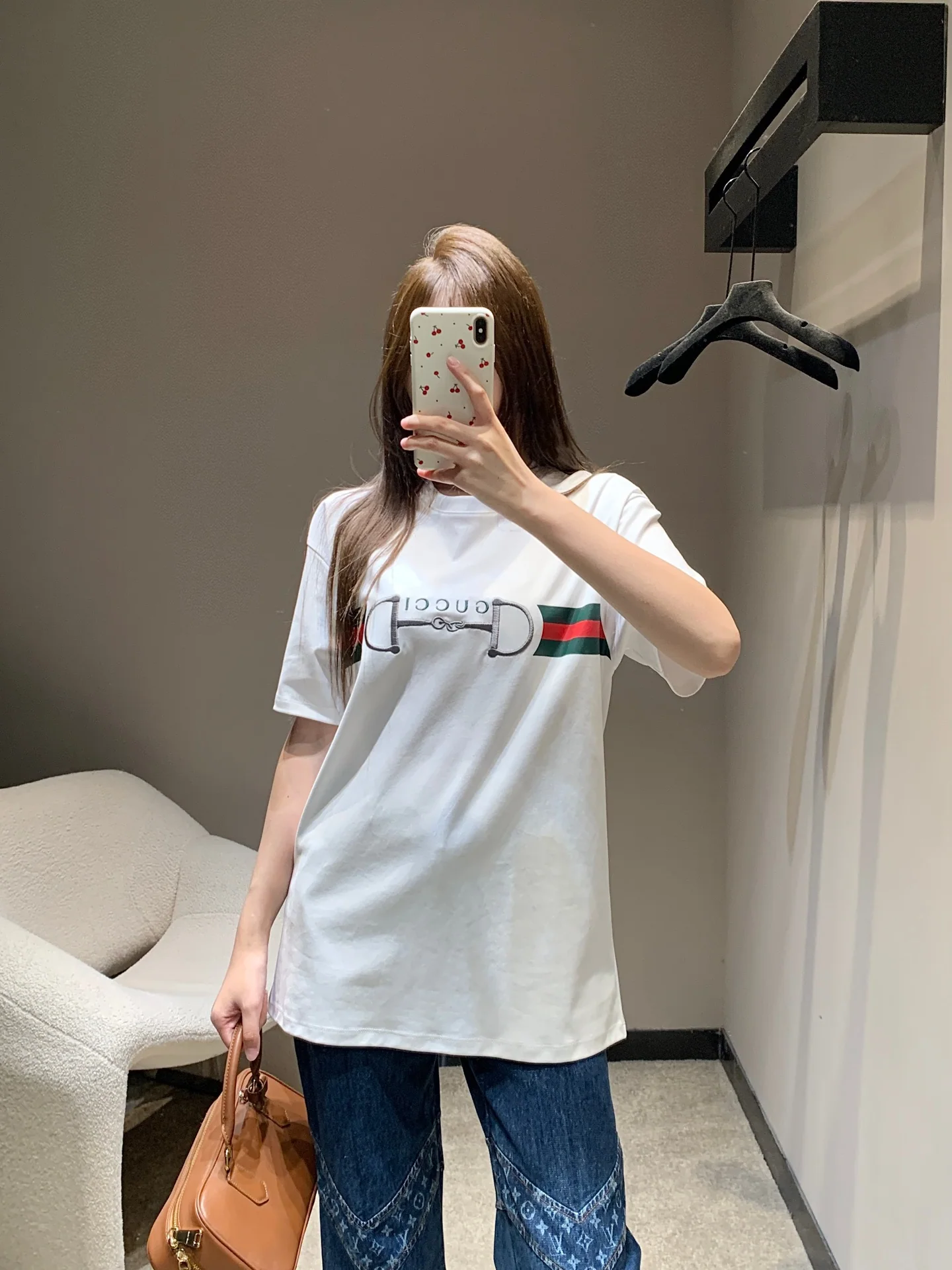 구찌 승마풍 버클 자수 크루넥 반팔 티셔츠 상세 이미지 3