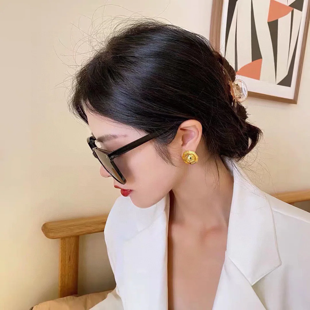 셀린느 행성 모티브 황동 귀걸이 상세 이미지 3