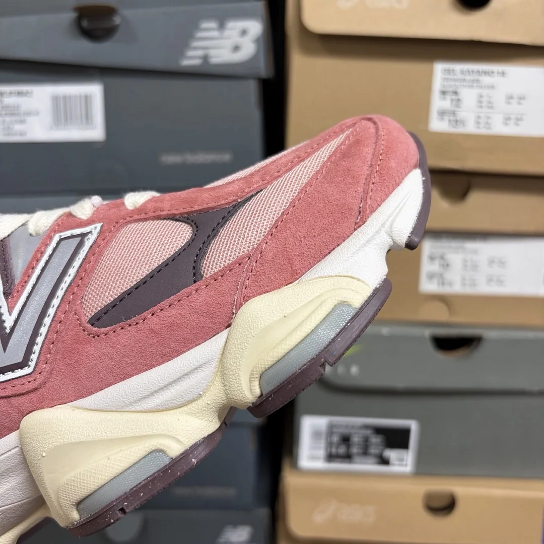 뉴발란스 [C] 9060 레드 U9060TRU 202102 New Balance 9060 상세 이미지 2