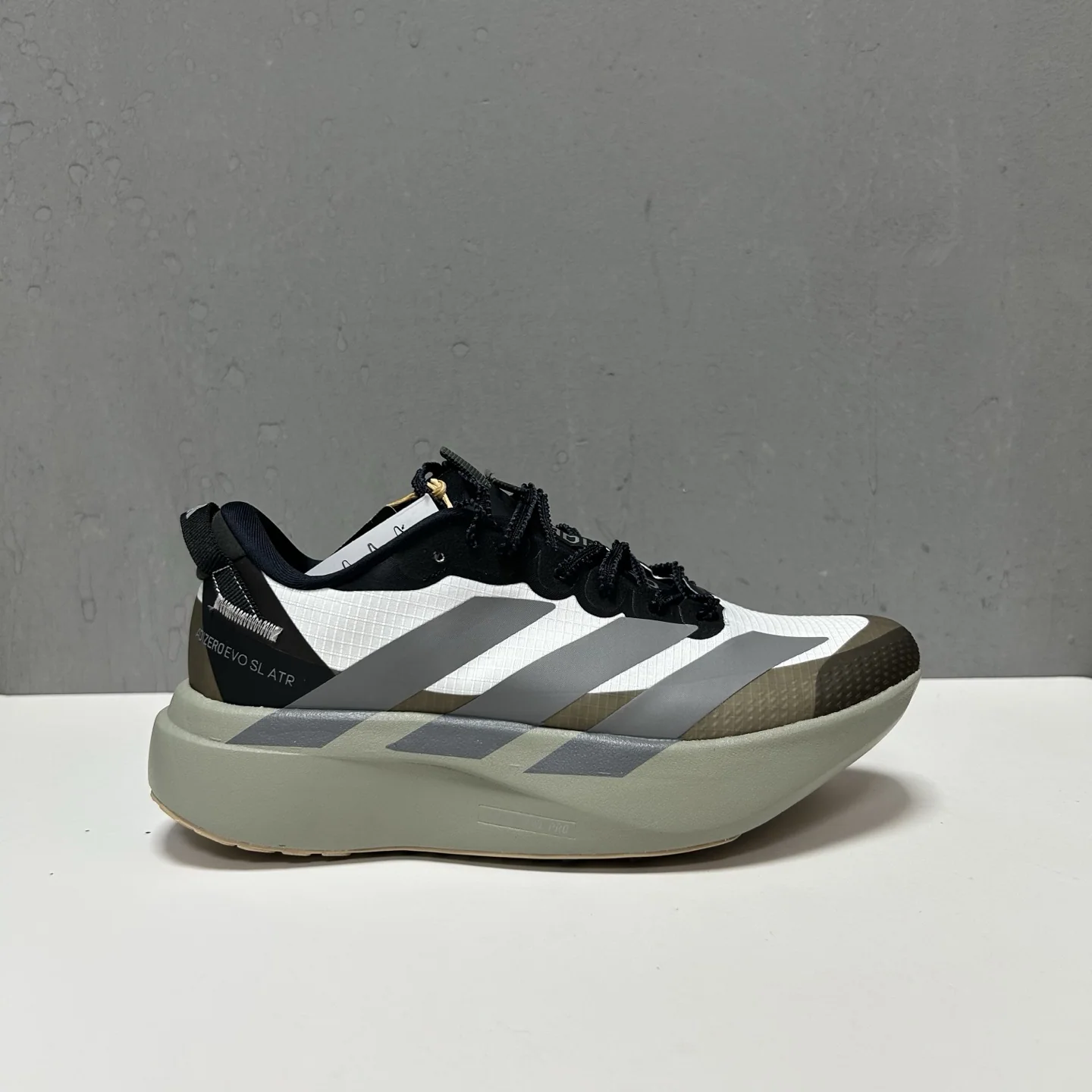 아디다스 신발 157705 Adidas Sneakers 상세 이미지 7
