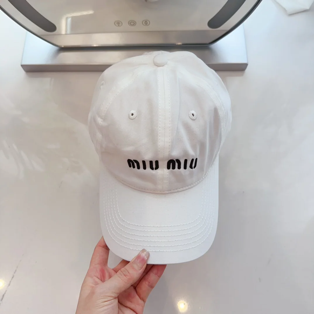 미우미우 코튼 자수 캔디 컬러 베이스볼 캡 상세 이미지 2