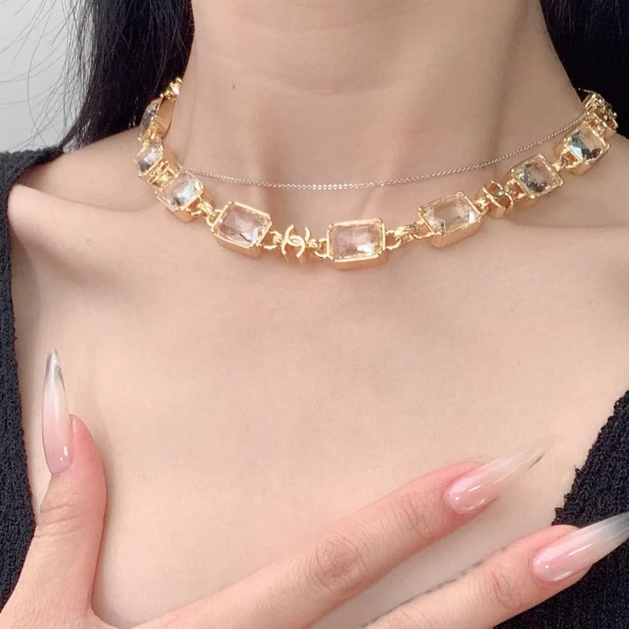 샤넬 쿨 스타일 컬러 블록 목걸이 153833