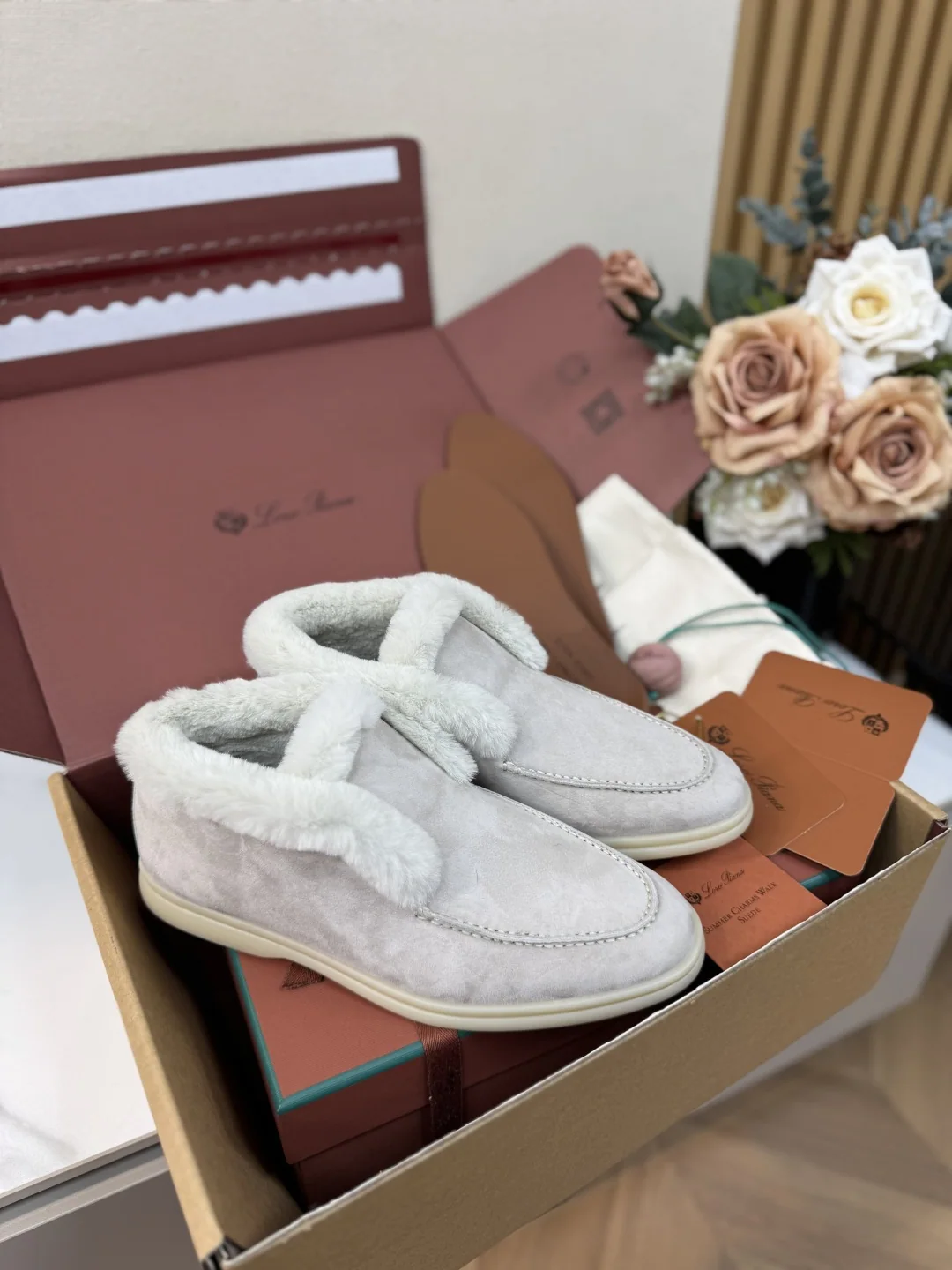 로로피아나 코요테 퍼 하이탑 신발 상세 이미지 1