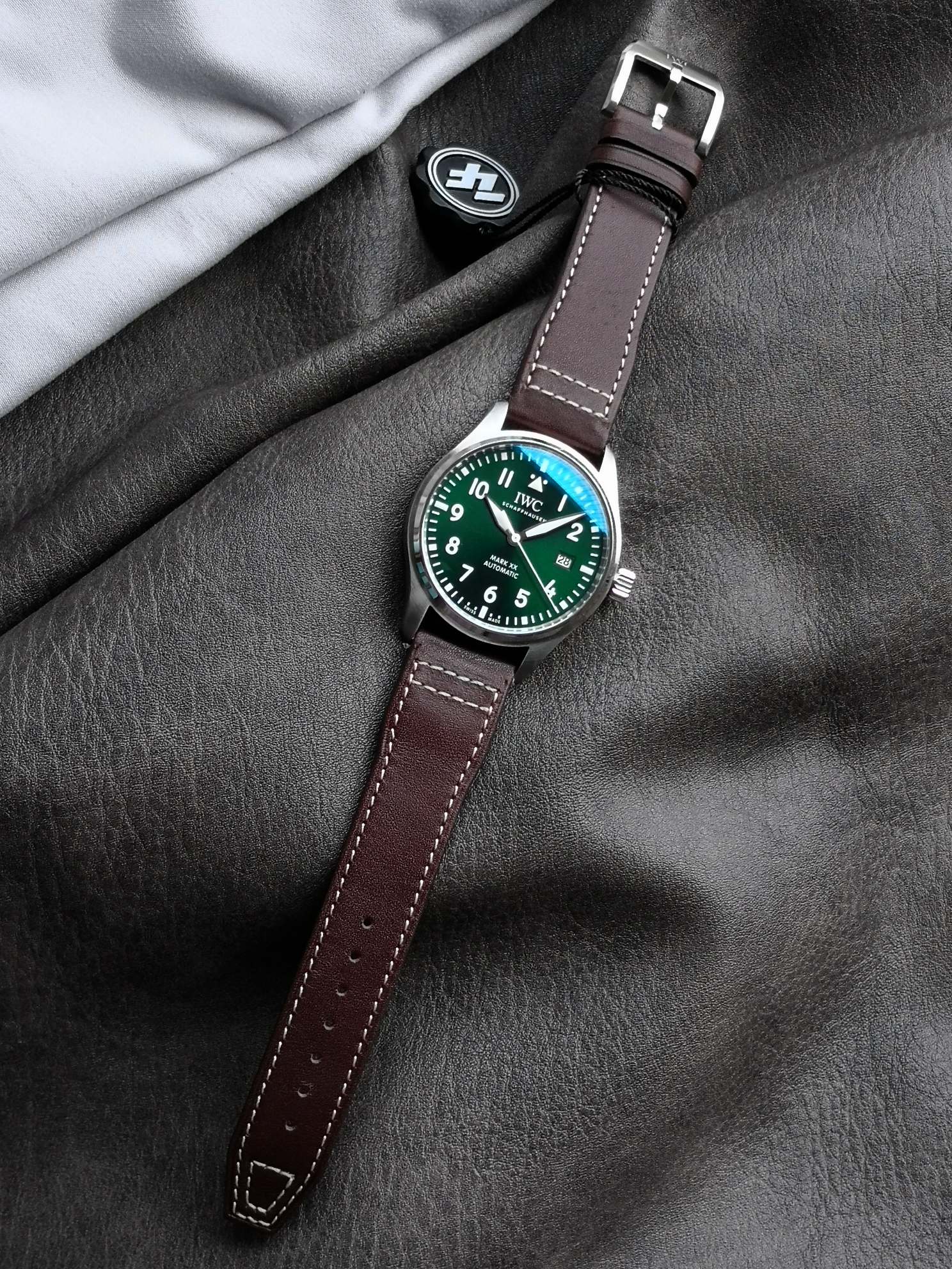 IWC 파일럿 그린 다이얼 자동 시계 IW328205 상세 이미지 5