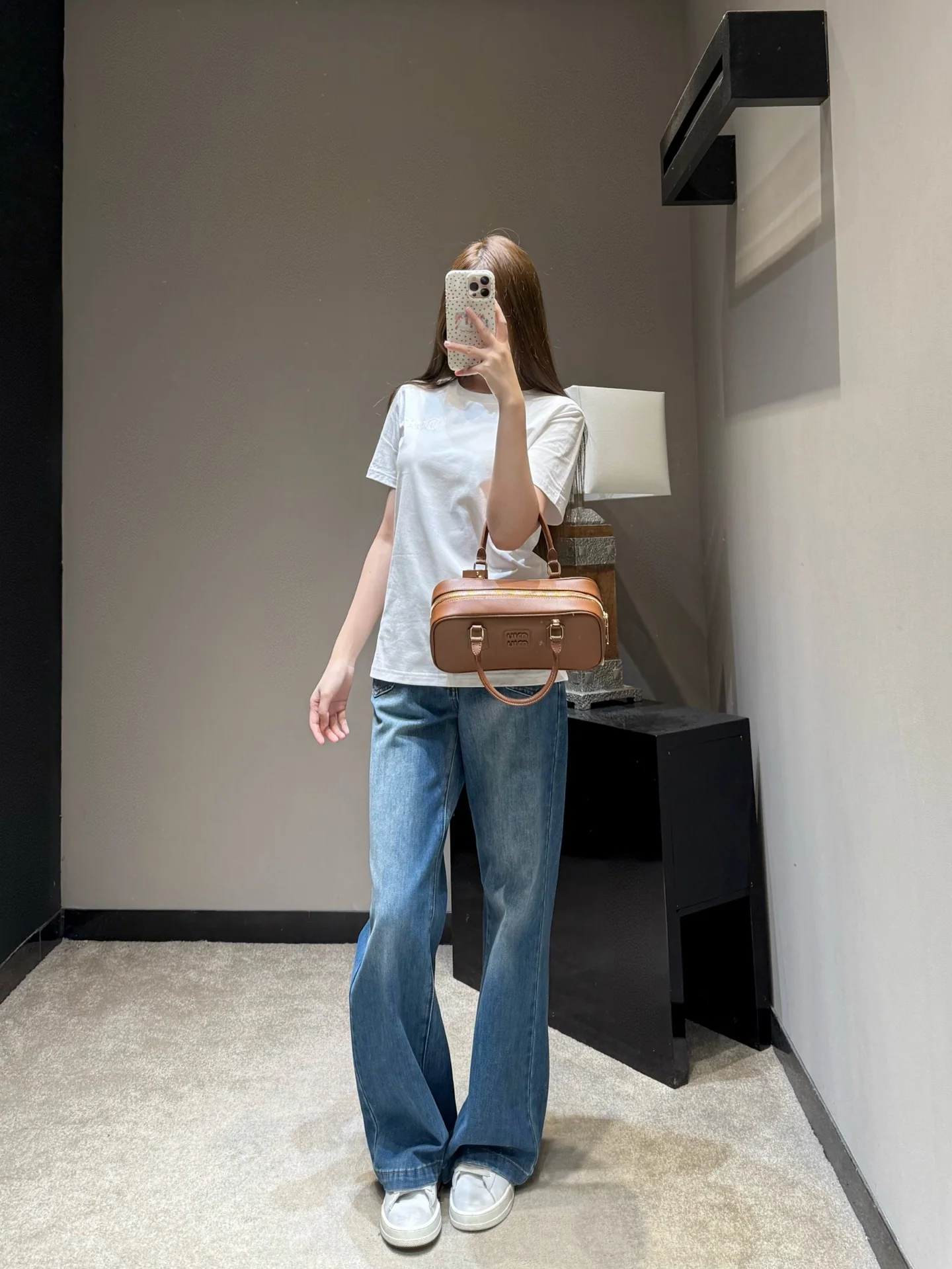 디올 자수 로고 여성 반팔 티셔츠 상세 이미지 4