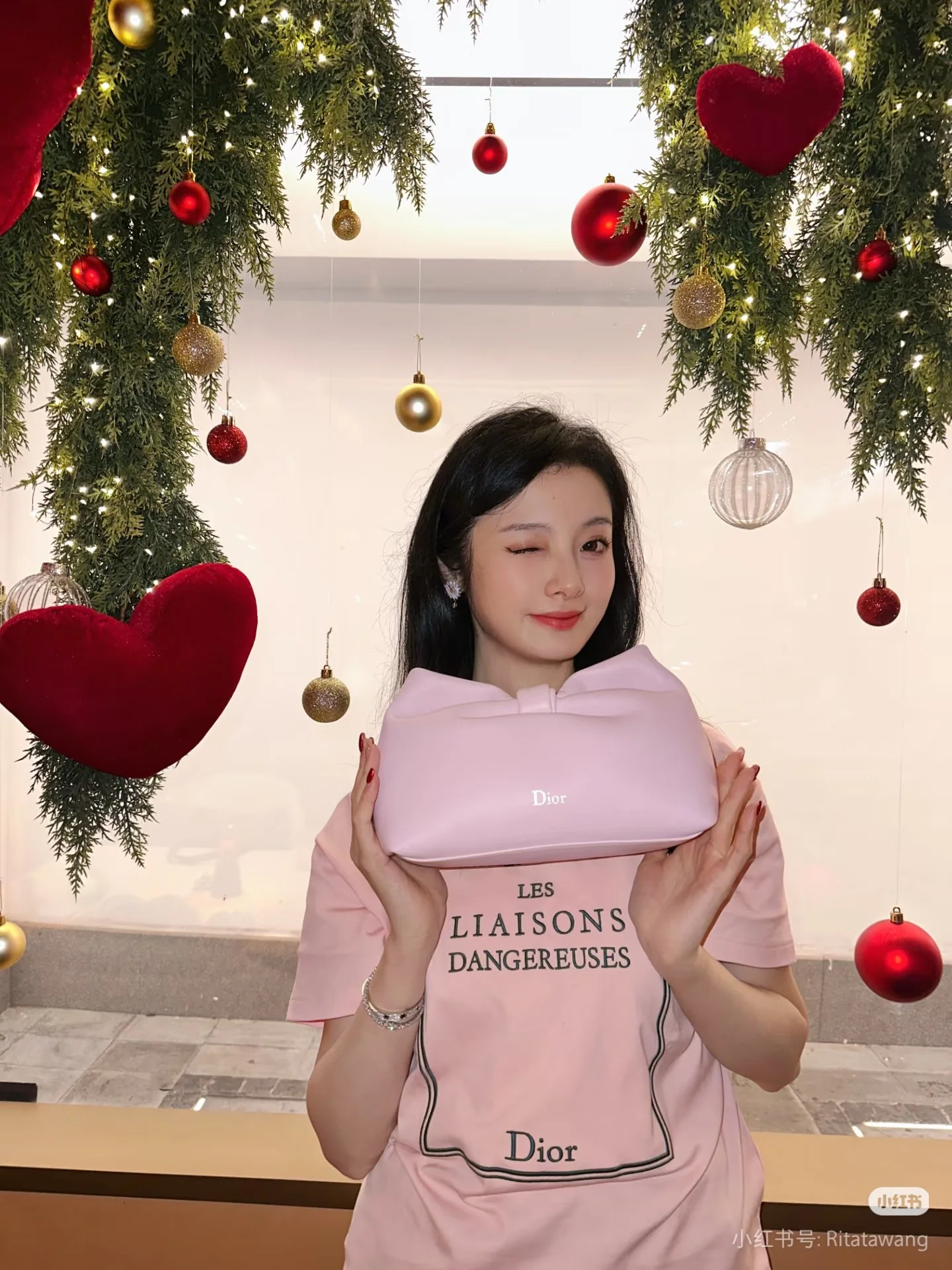 디올 여성 로고 프레임 라운드넥 반팔 티셔츠 상세 이미지 7
